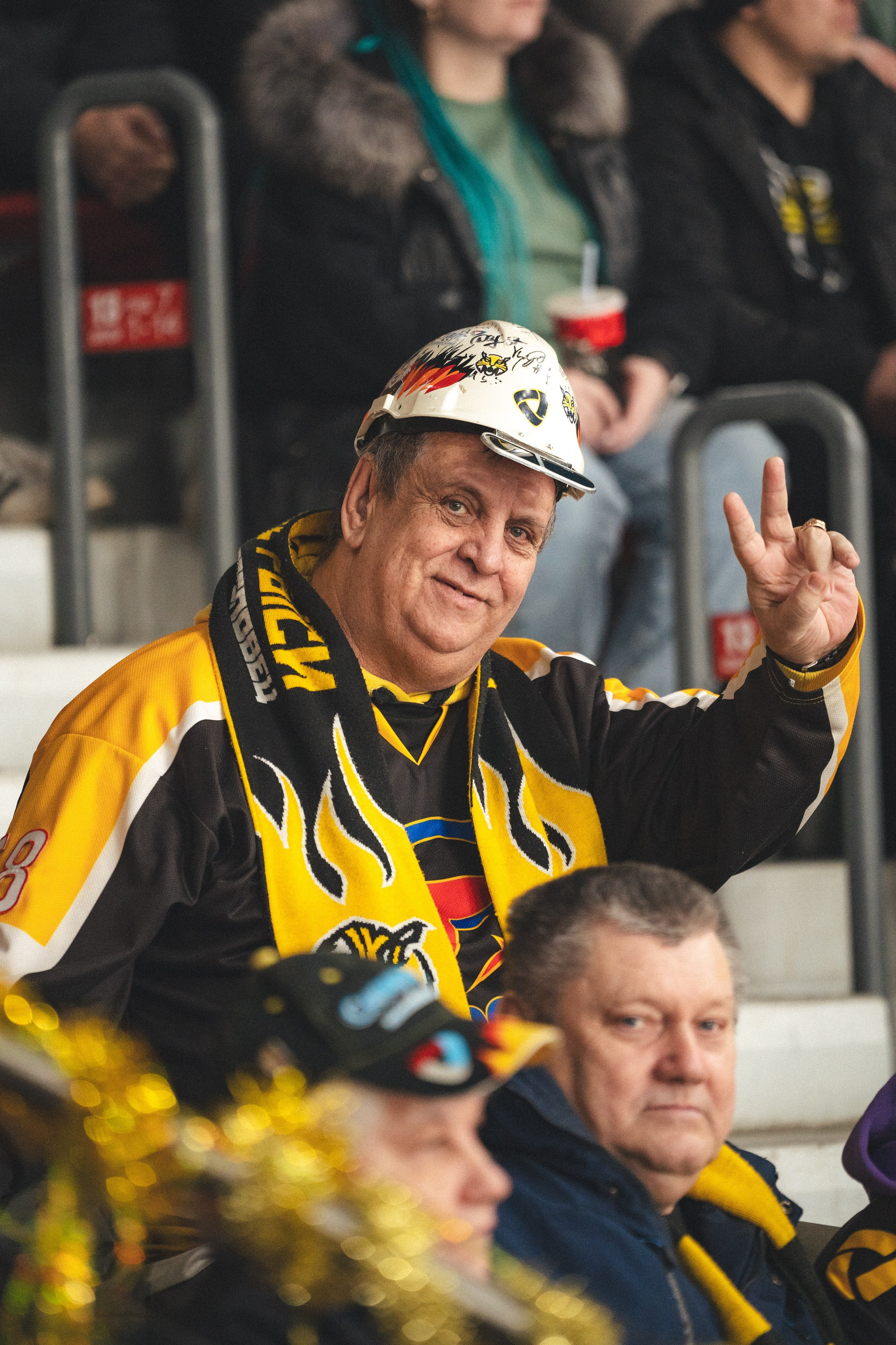 КХЛ Северсталь — Спартак. Zekons. Фото, видео, нейросети