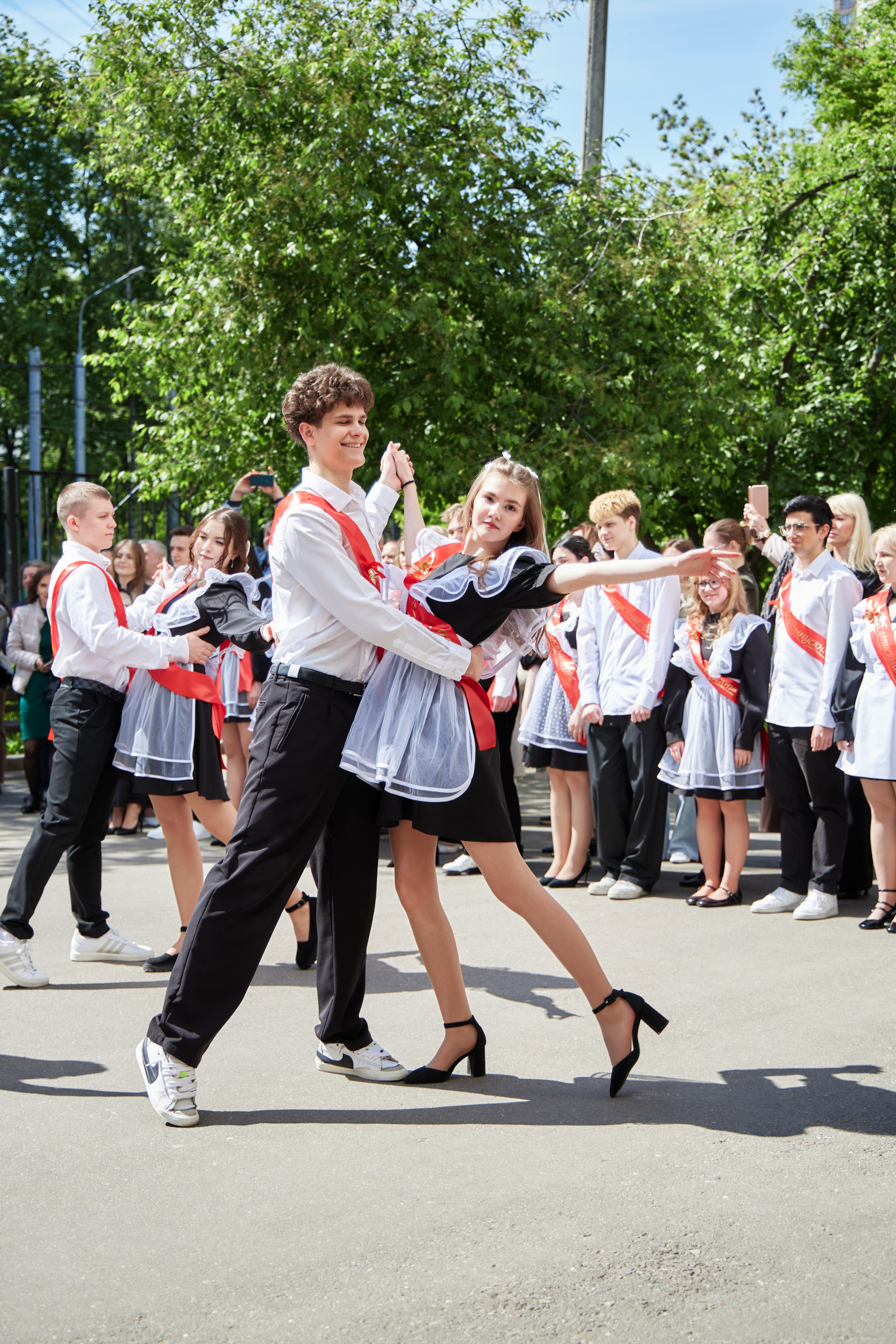 Последний звонок. Фотограф Москва, преподаватель ретуши
