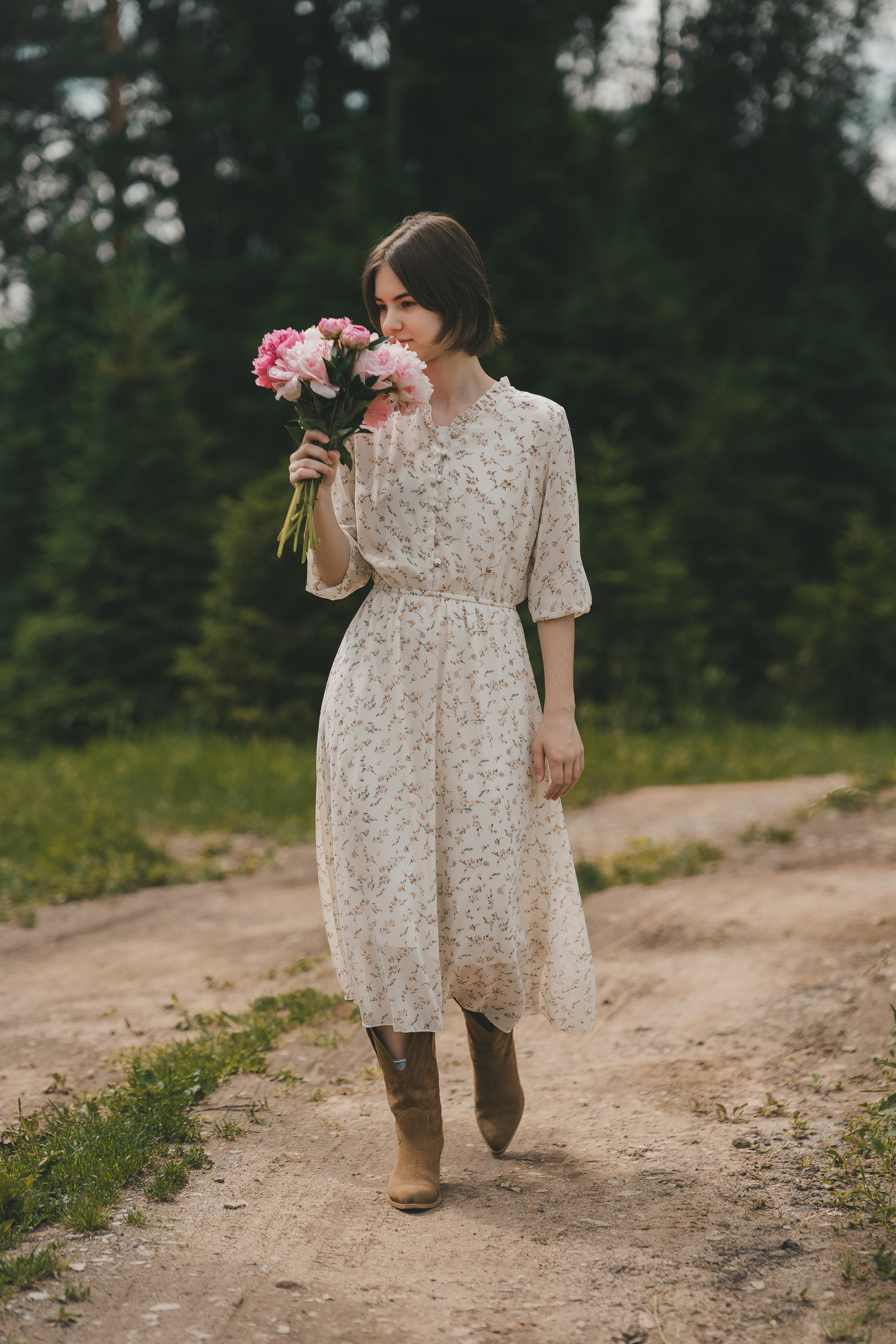 Маша и пионы. Семейный и детский фотограф в Сергиев Посаде, Хотьково Якимчук Любовь
