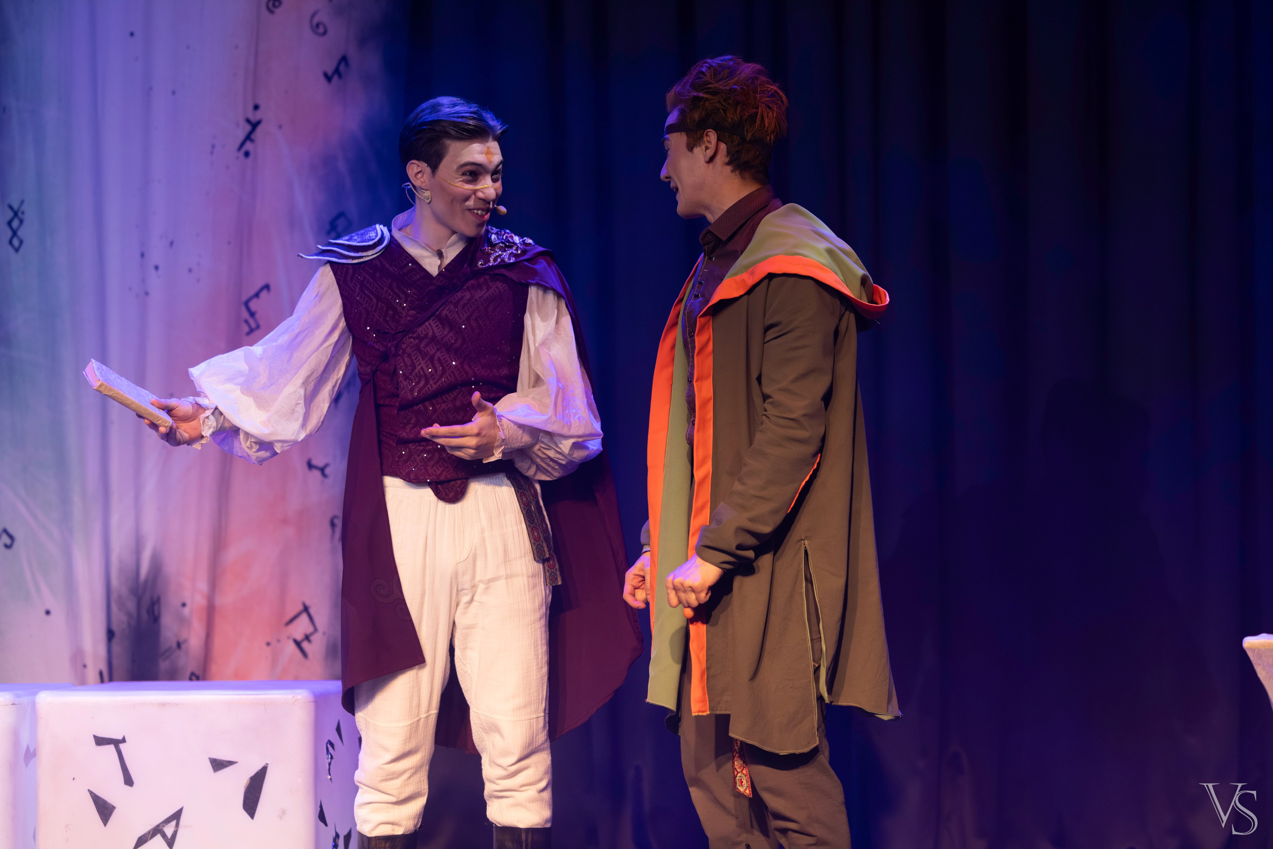 Книга стихий 25.01. Фотограф Виктор Степанов