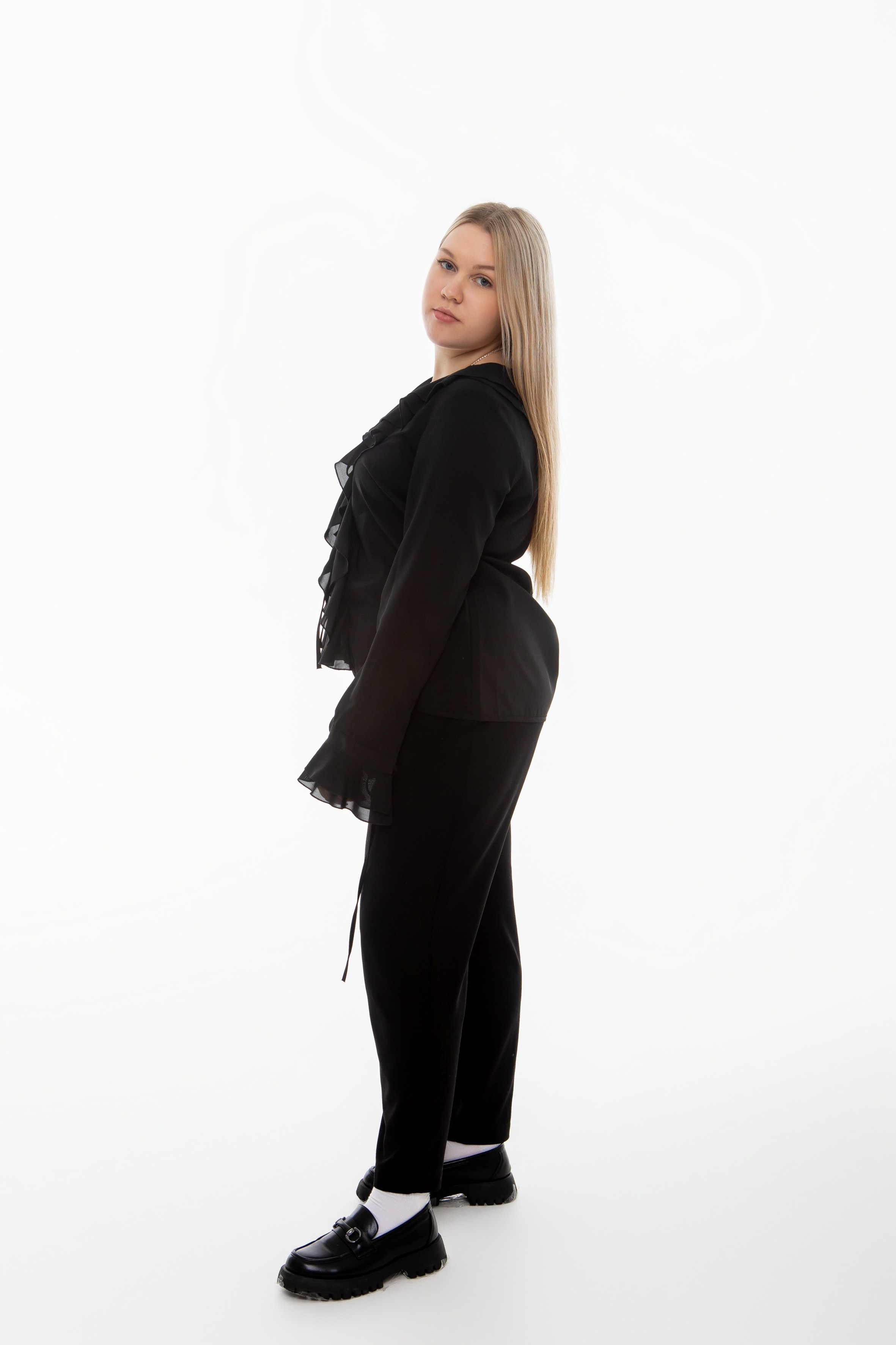 Студия Гимназия 12 11 А 2024 г. Свадебный и портретный Фотограф в Липецке Дмитрий Котюков