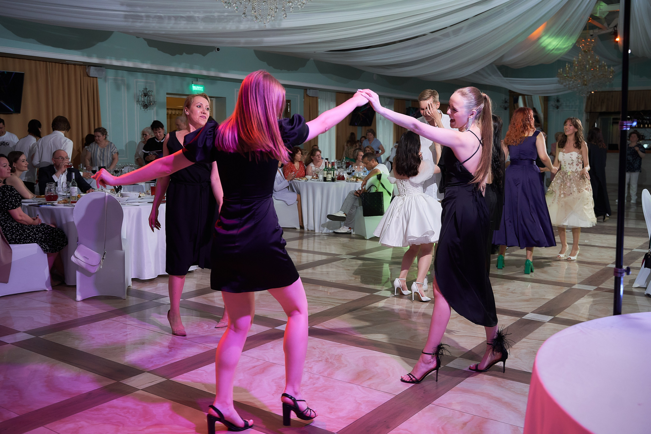 Лицей «Белая лошадь». Фотограф и видеограф в Екатеринбурге