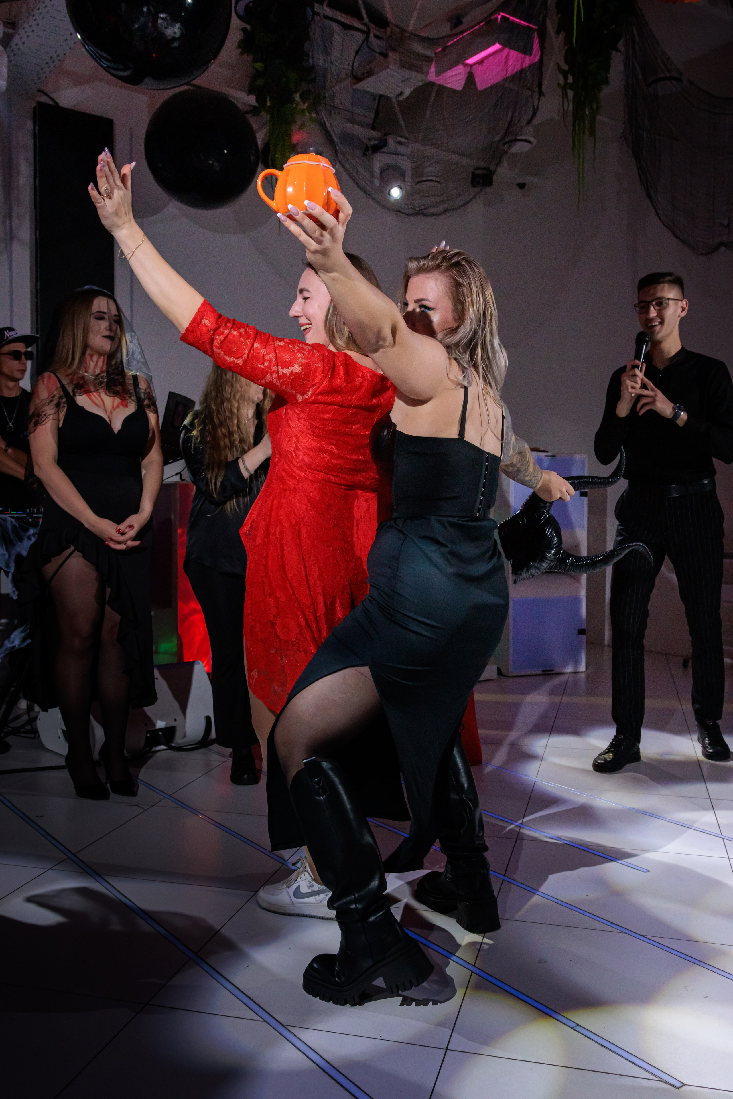 IN WITE «Тыквенный спас». СТУДИЯ ДАТ производство видео и фото контента о любой дате, которая для вас важна.Видеограф, фотограф Новокубанск -Дмитрий Тарасов