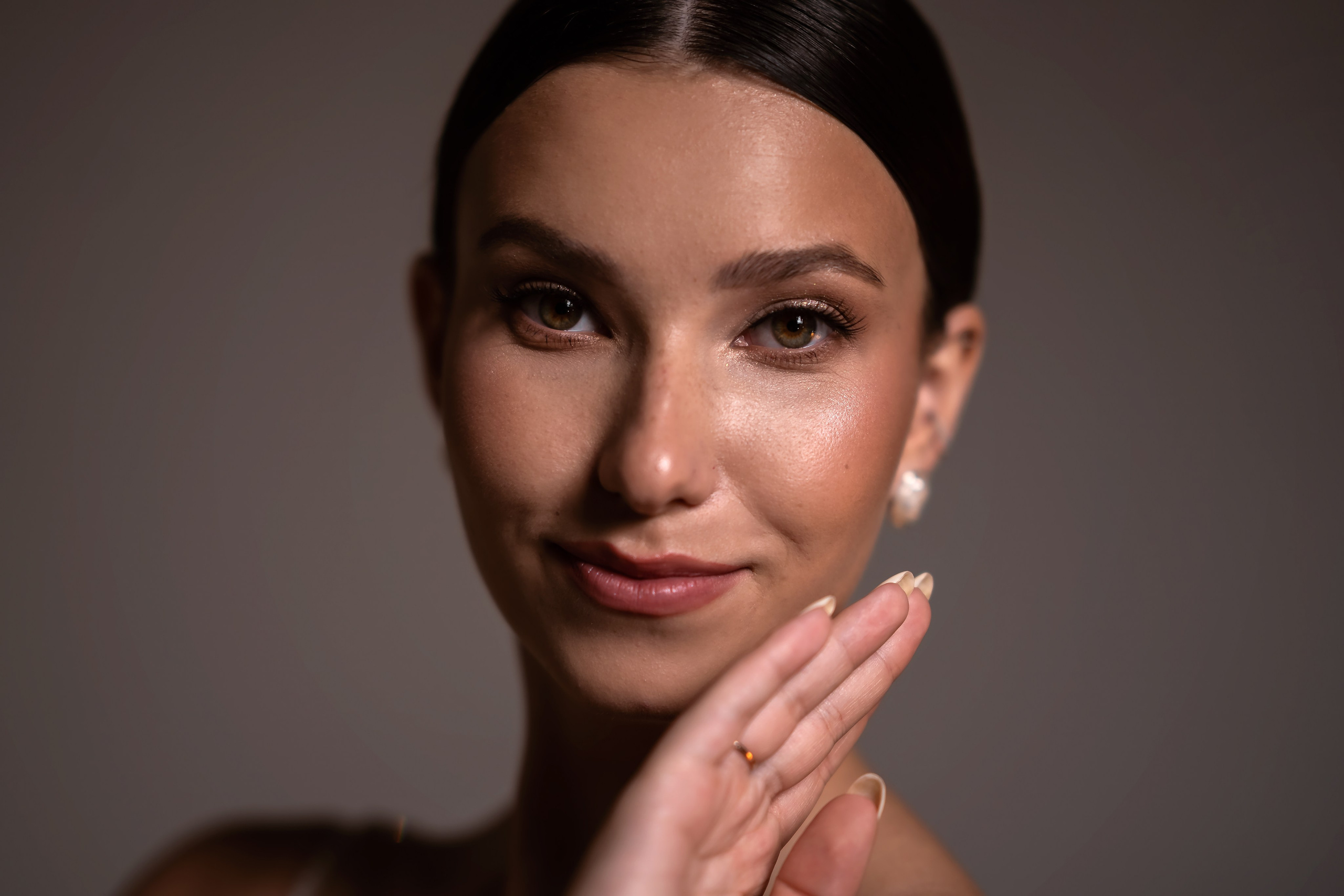 Полина. Главная