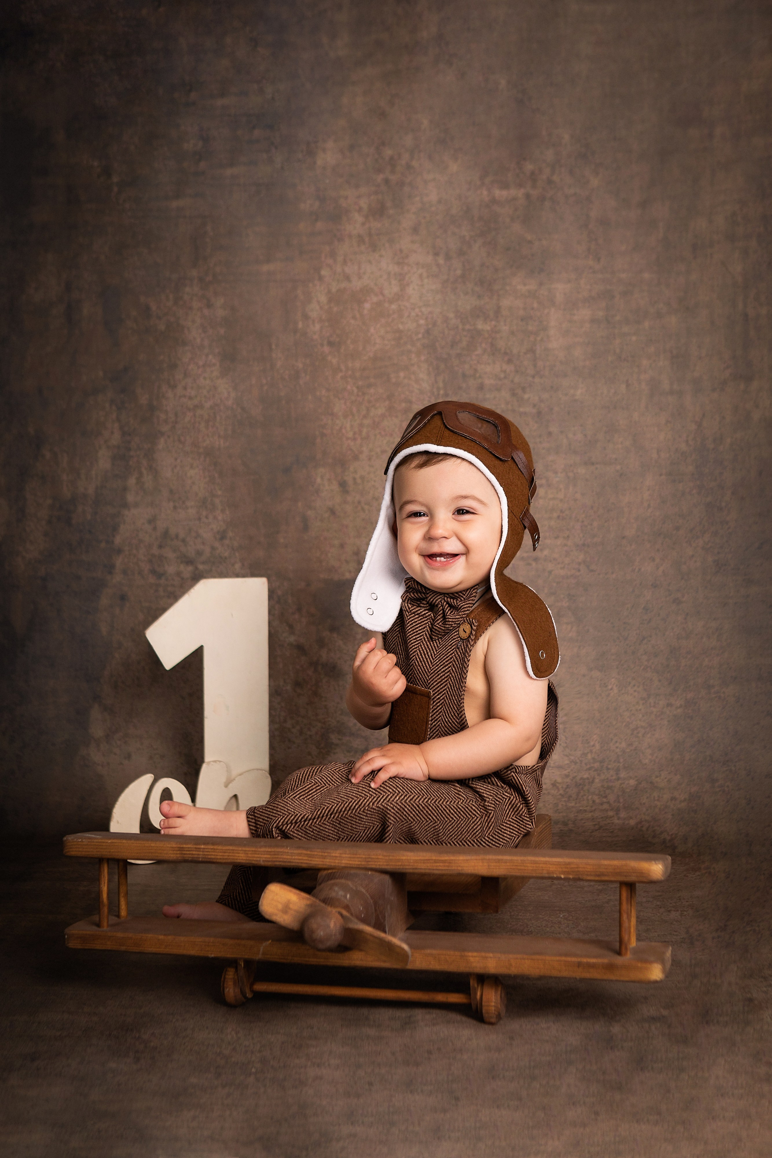 Лётчик. ФОТОГРАФ НА ГОДИК, БЕРЕМЕННОСТИ, НОВОРОЖДЕННЫХ, КРЕЩЕНИЯ МОСКВА