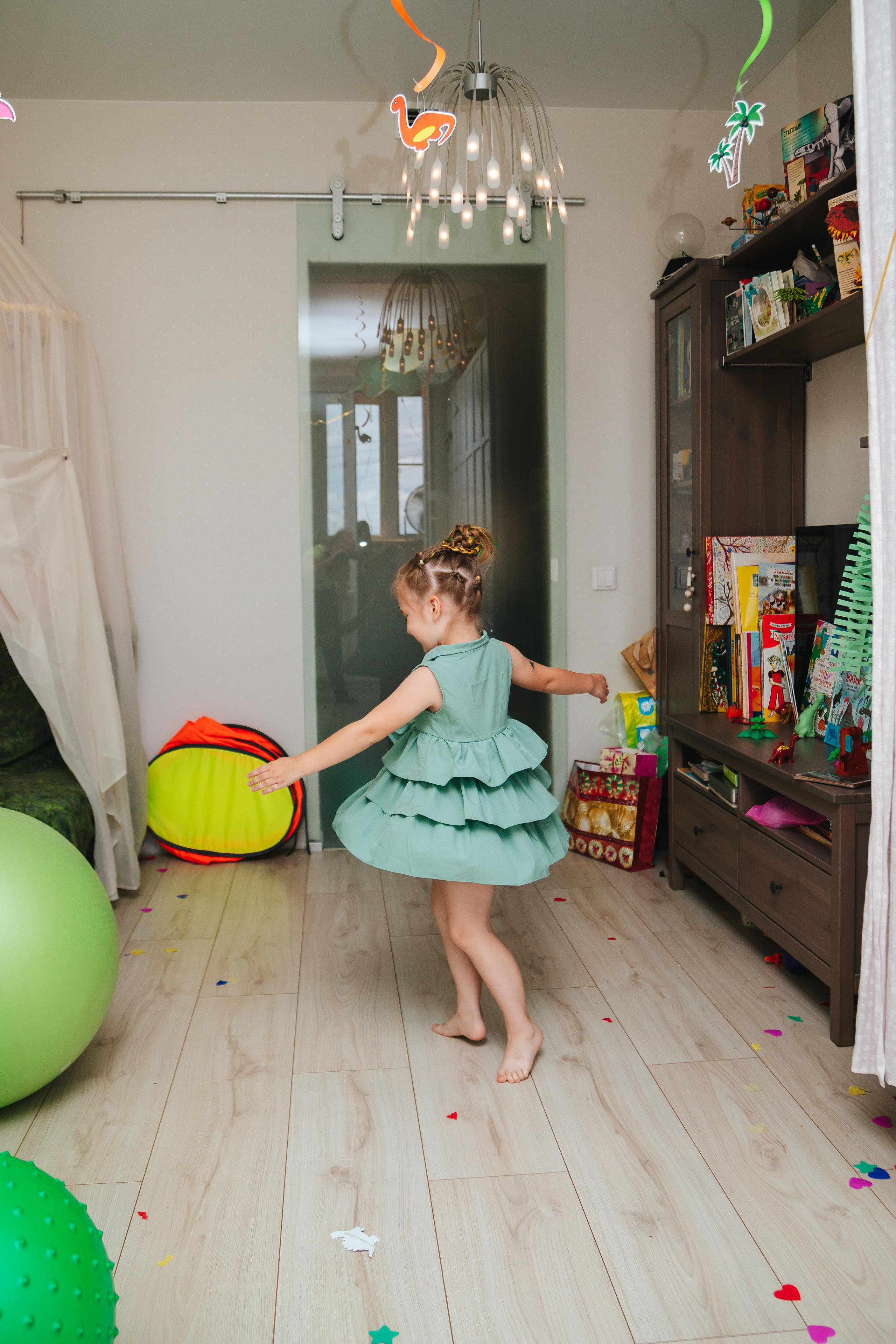 День Рождения Марьяны. Домашний фоторепортаж. Семейный lifestyle фотограф в Санкт-Петербурге Людмила Пахомова