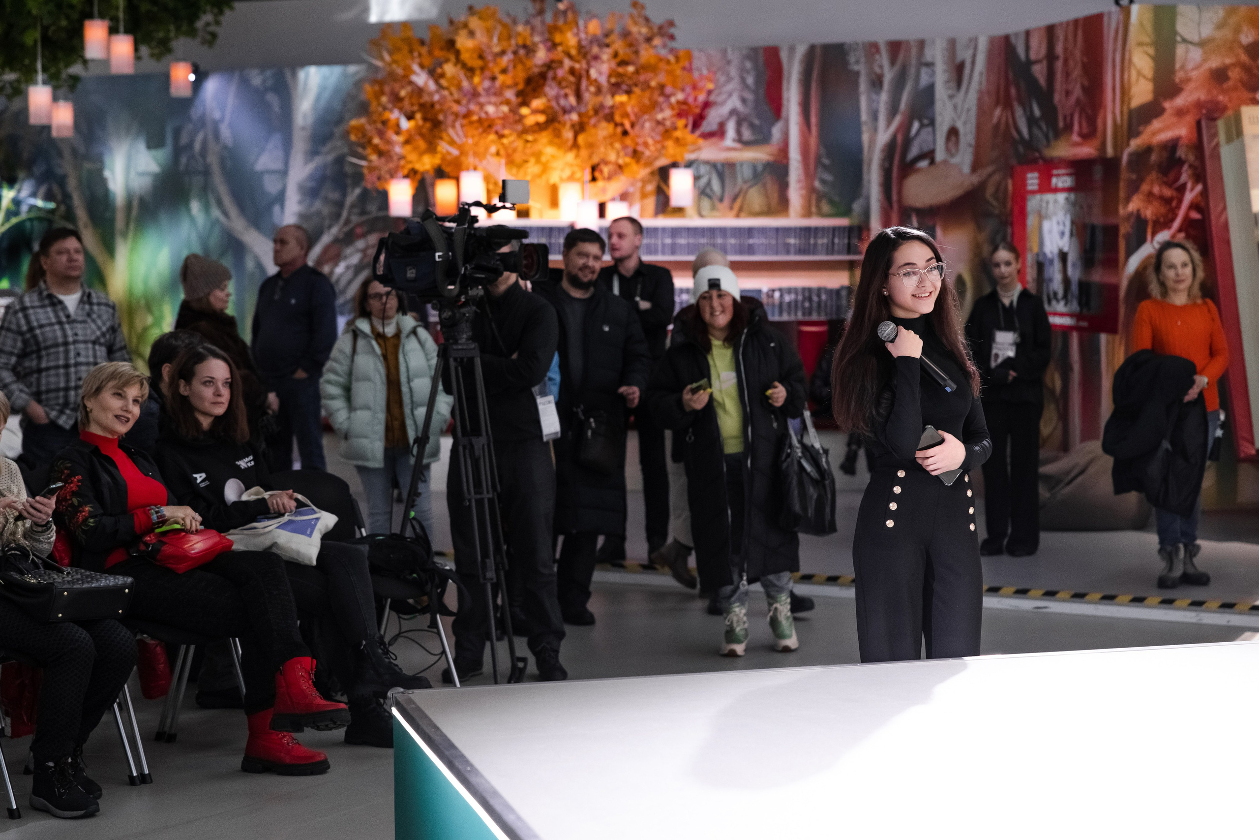 Выставка Россия: наша культура. Свадебный репортажный фотограф в Москве