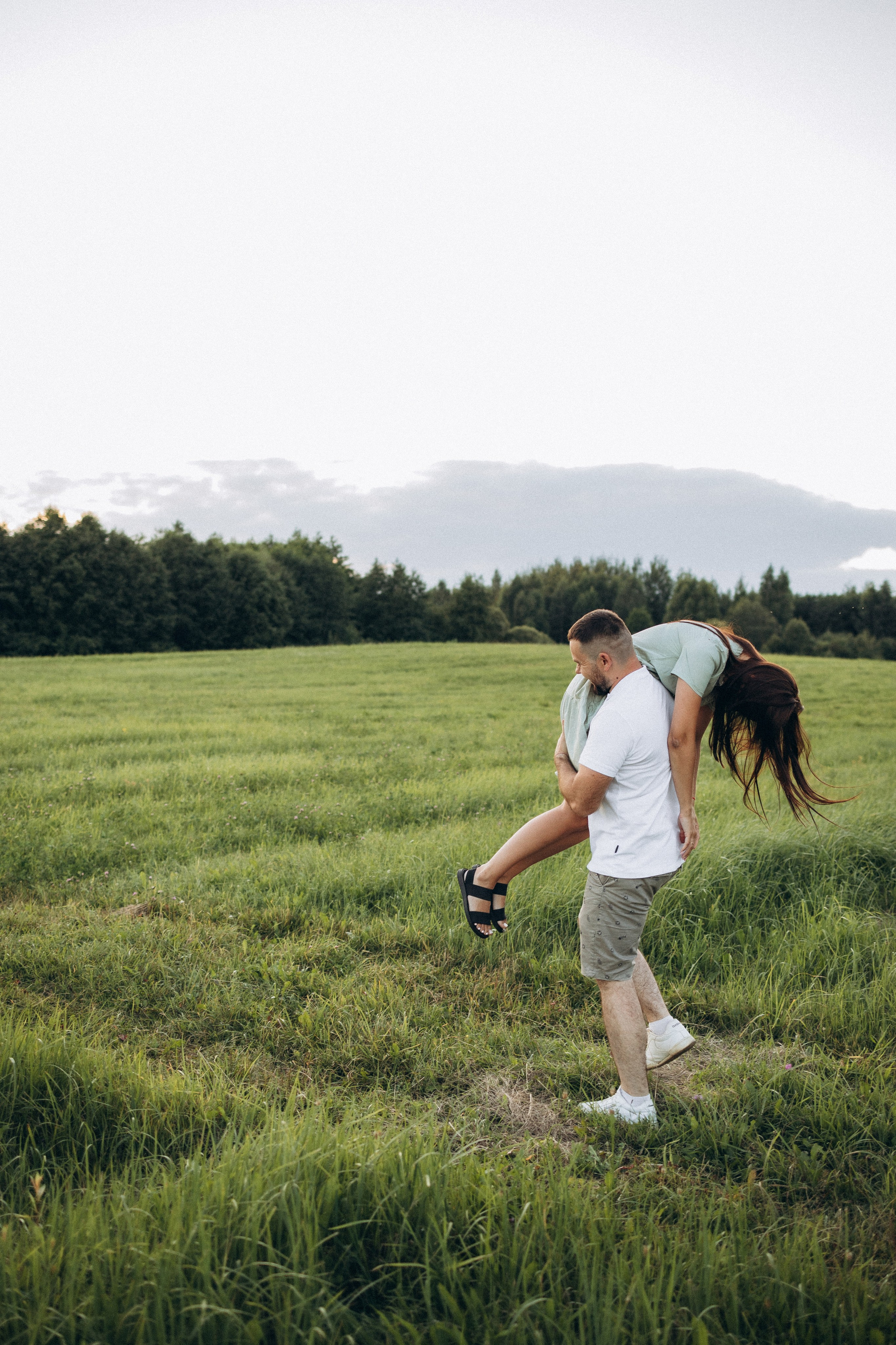 Алиса, Ульяна, Лена и Евгений. Фотограф Елена Рябцева