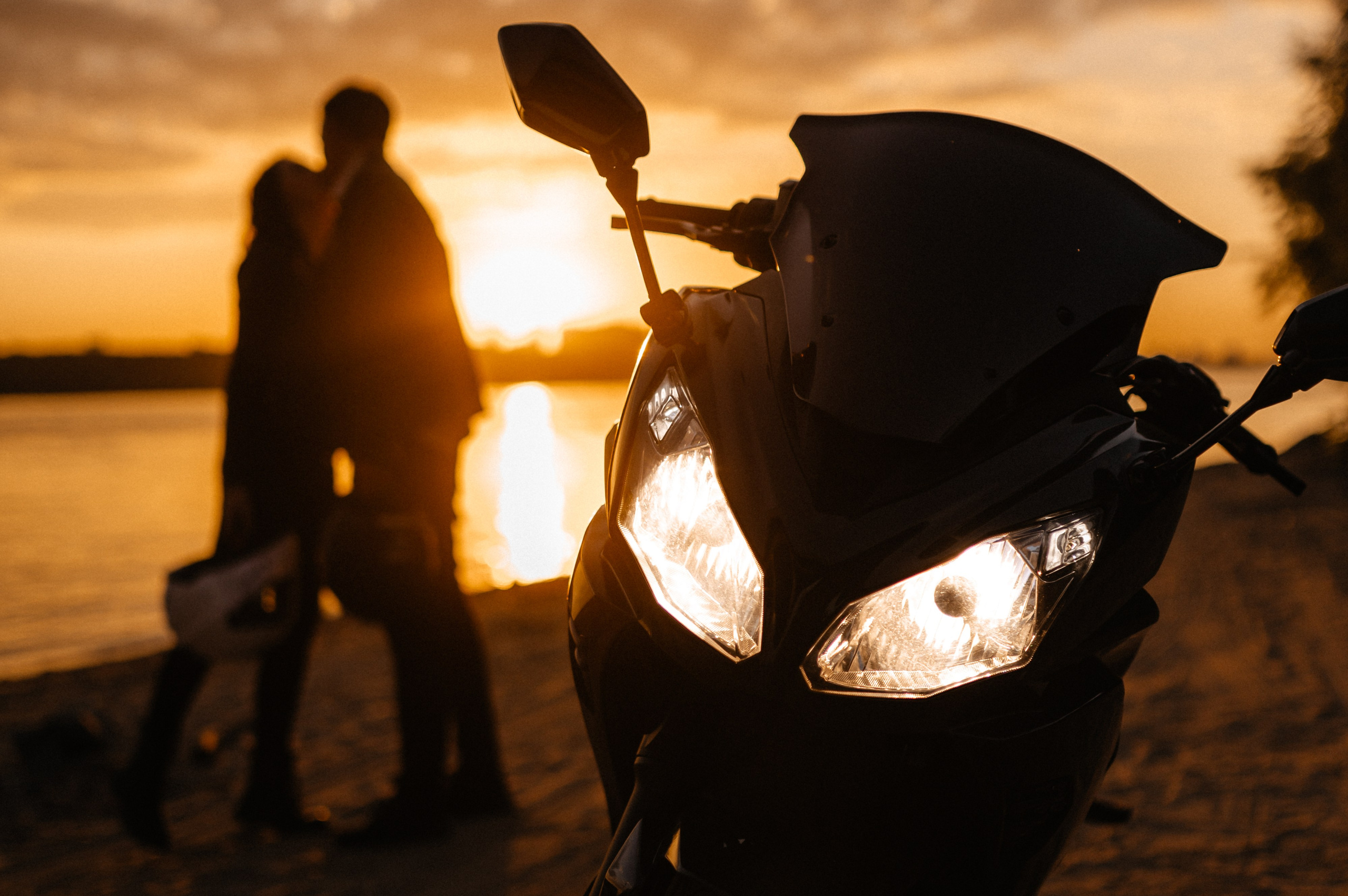 С мотоциклом. Главная