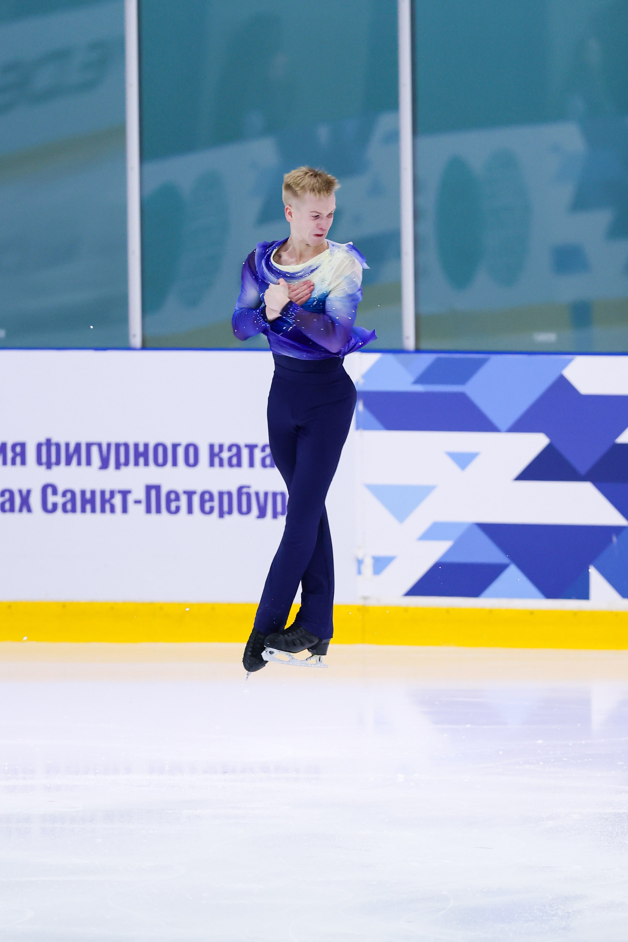 Кубок Санкт-Петербурга по фигурному катанию 03.12.2024. Спортивный и репортажный фотограф Антон Тереханов