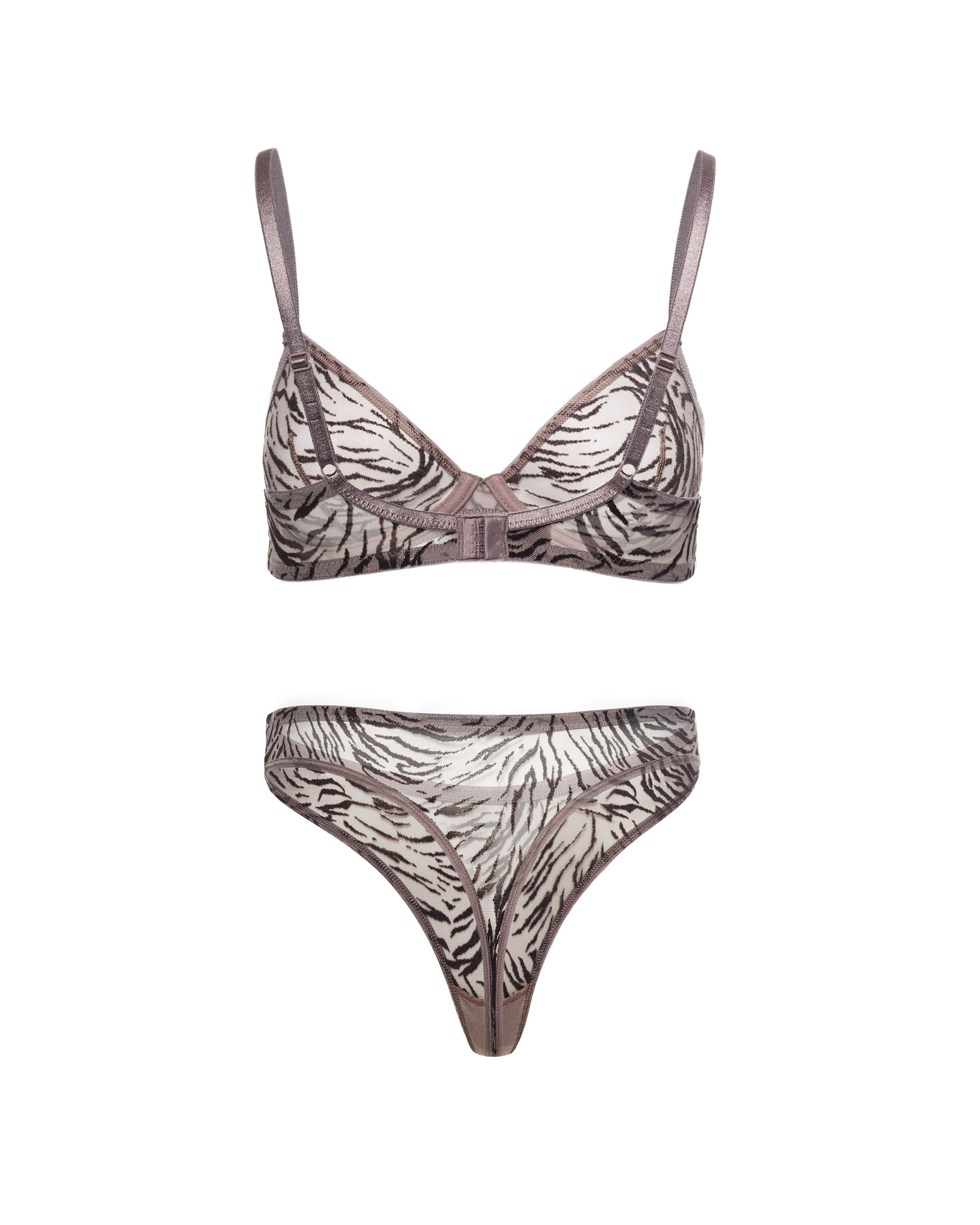 Невидимый манекен. Фотограф Марина Голубева, Минск. Съемка для брендов, реклама