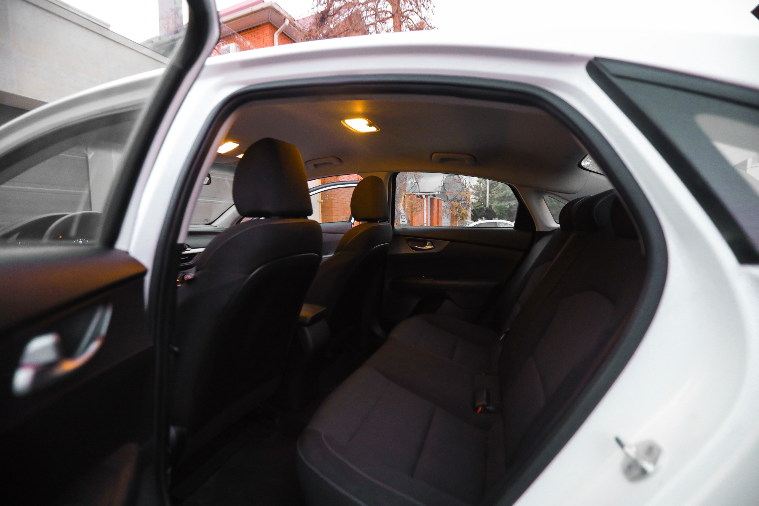 АВТО. Photographer Viktoriya Markushina «My world throug»