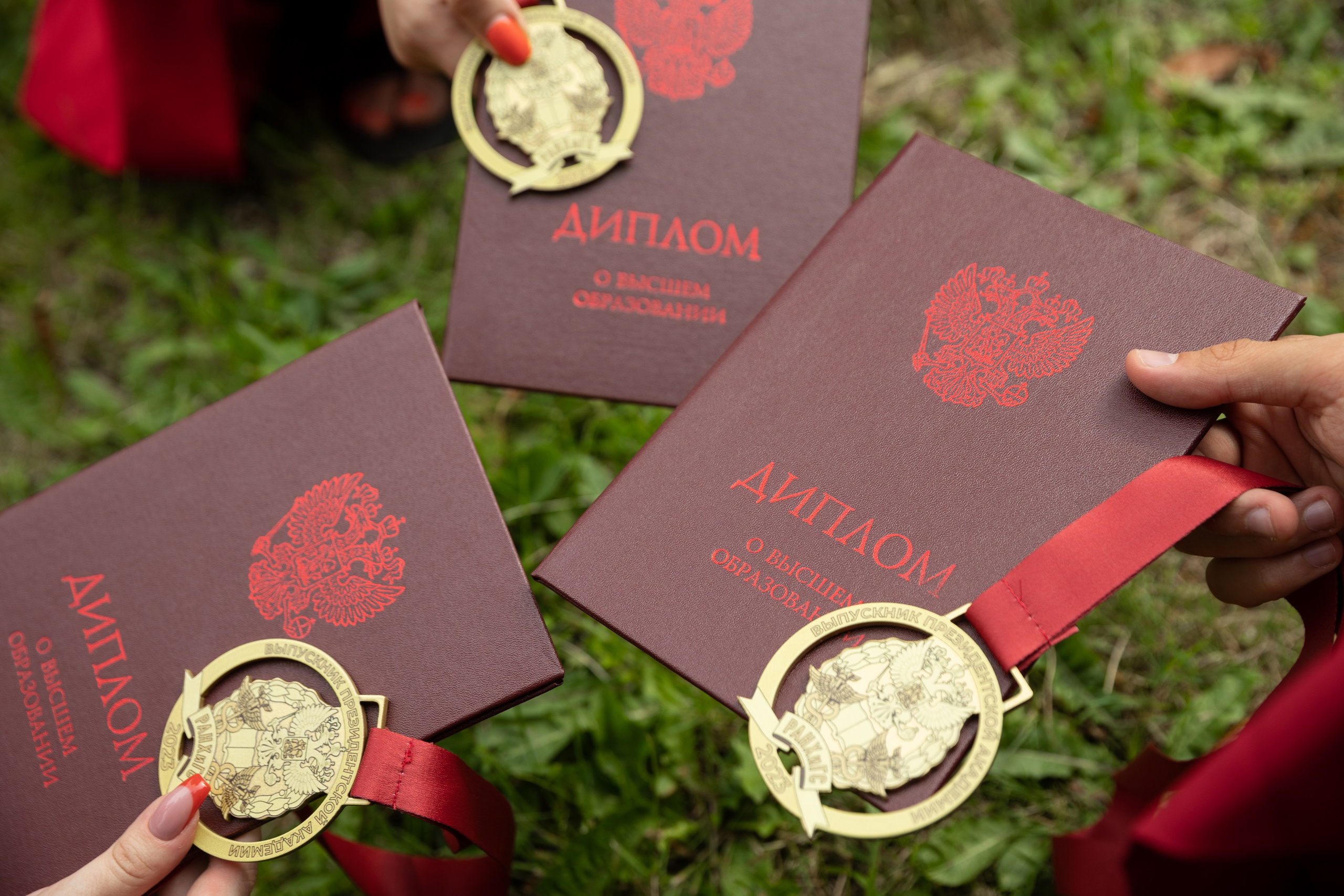 Вручение дипломов. Фотограф в Москве Даша Зуева