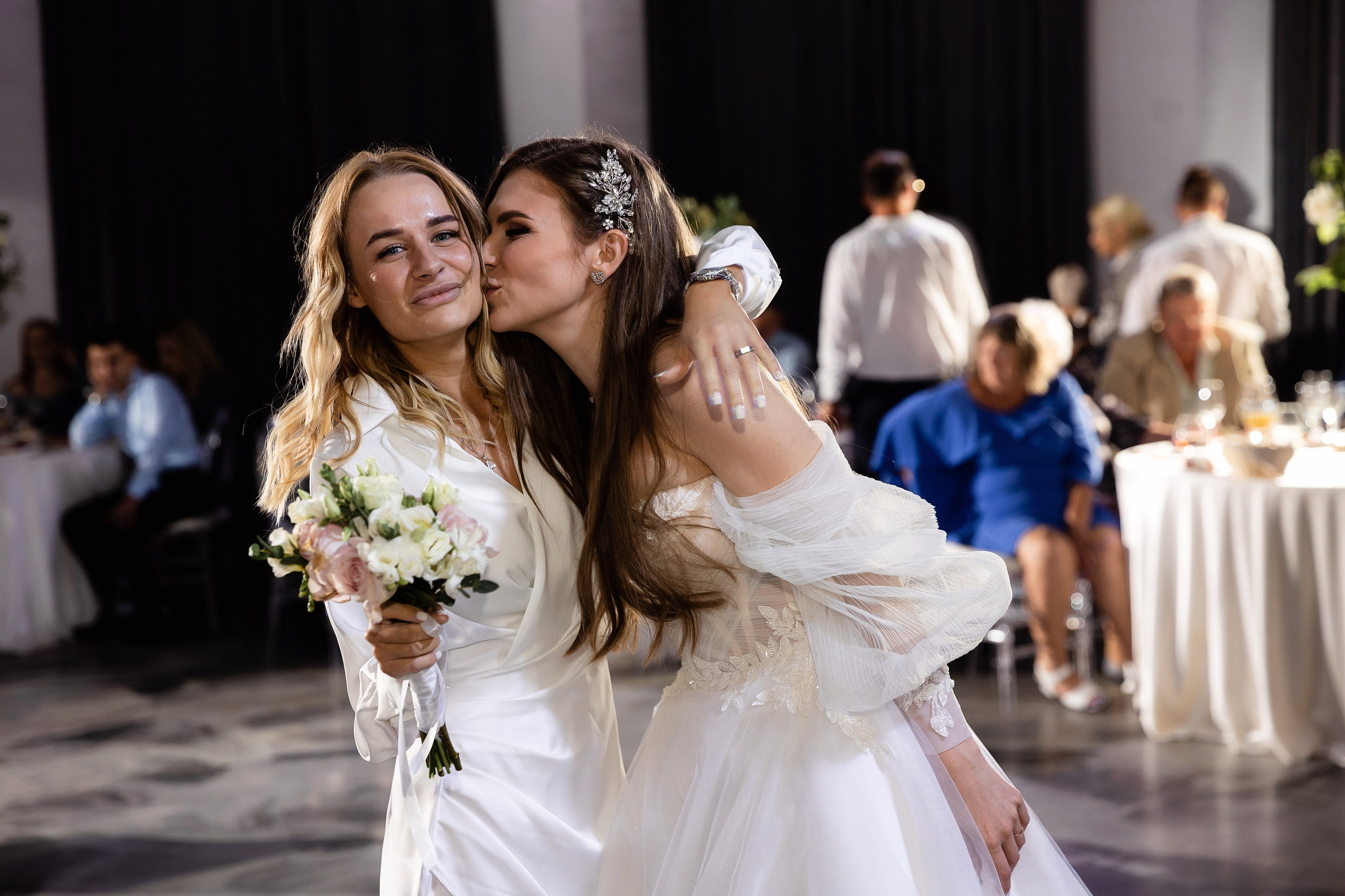 Юля и Александр. Свадебный и семейный фотограф Татьяна Ласкина в Великом Новгороде