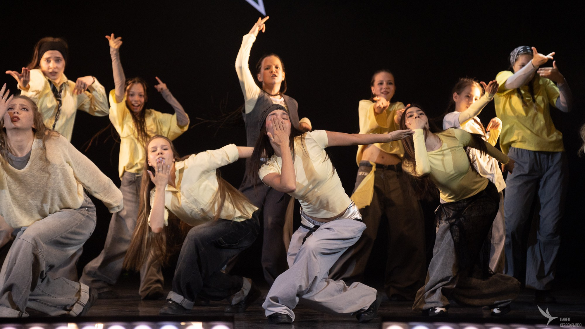 Отчетный концерт студии танца KingStep. Репортажный фотограф в Казани Павел Серпокрылов
