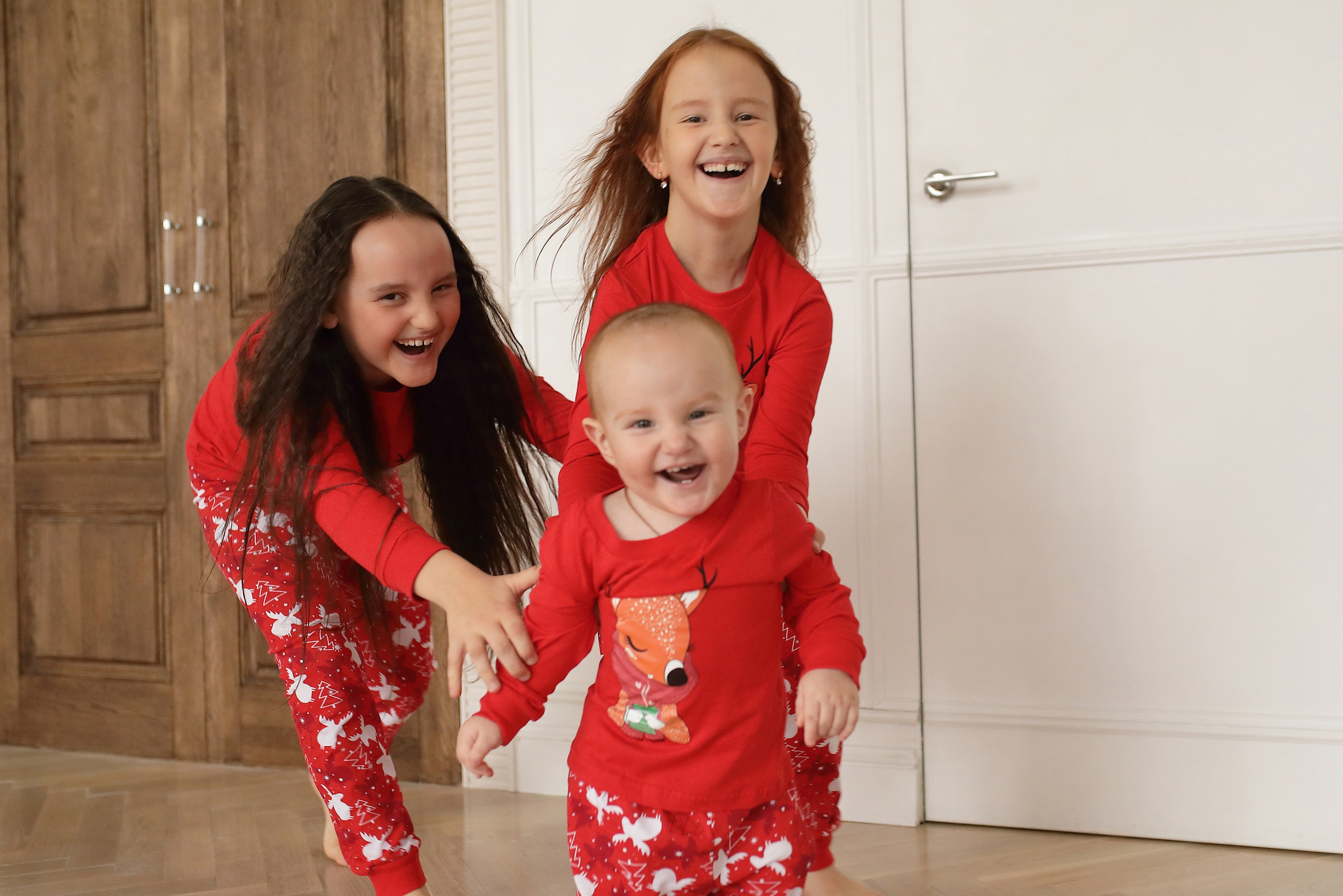 Весёлая фотосессия с 4-мя детьми!. Свадебный и семейный фотограф и видеограф в Екатеринбурге Полянские Тимур и Анастасия