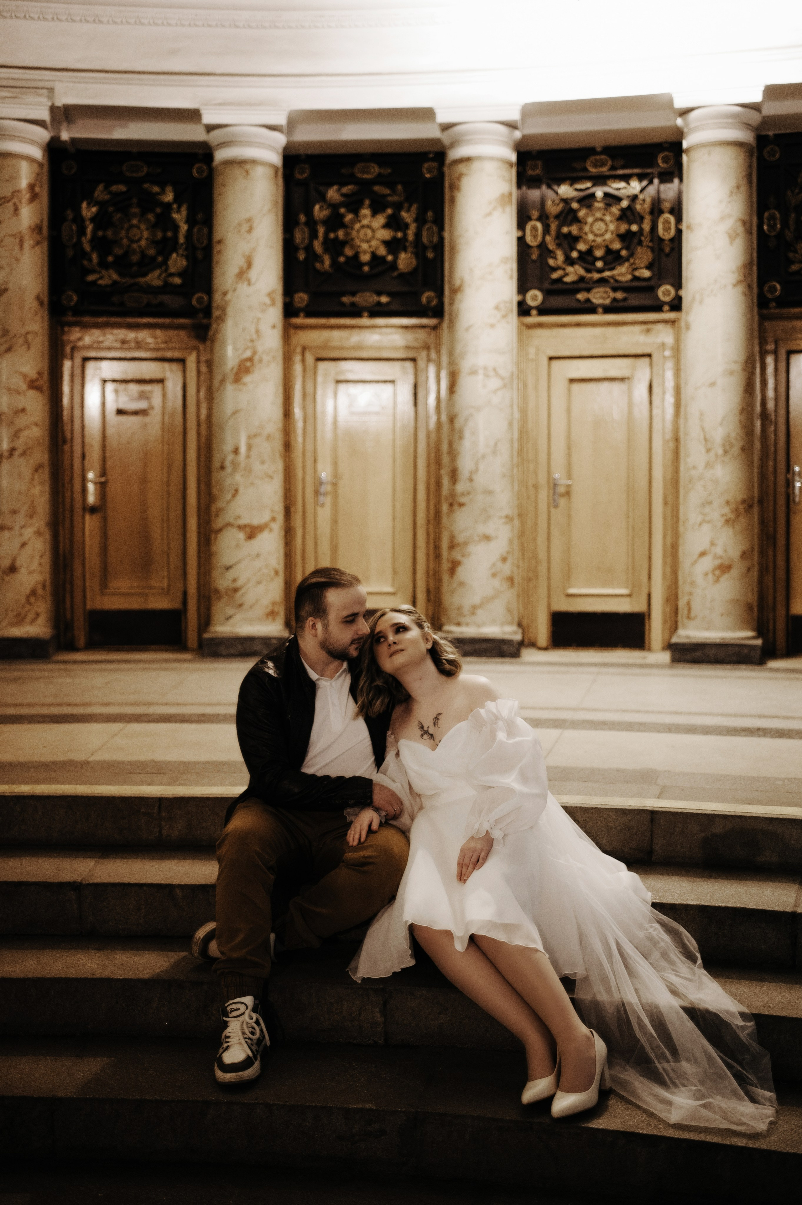 Свадебная в метро. Семейный и свадебный фотограф в Санкт-Петербурге Юлия Мельникова