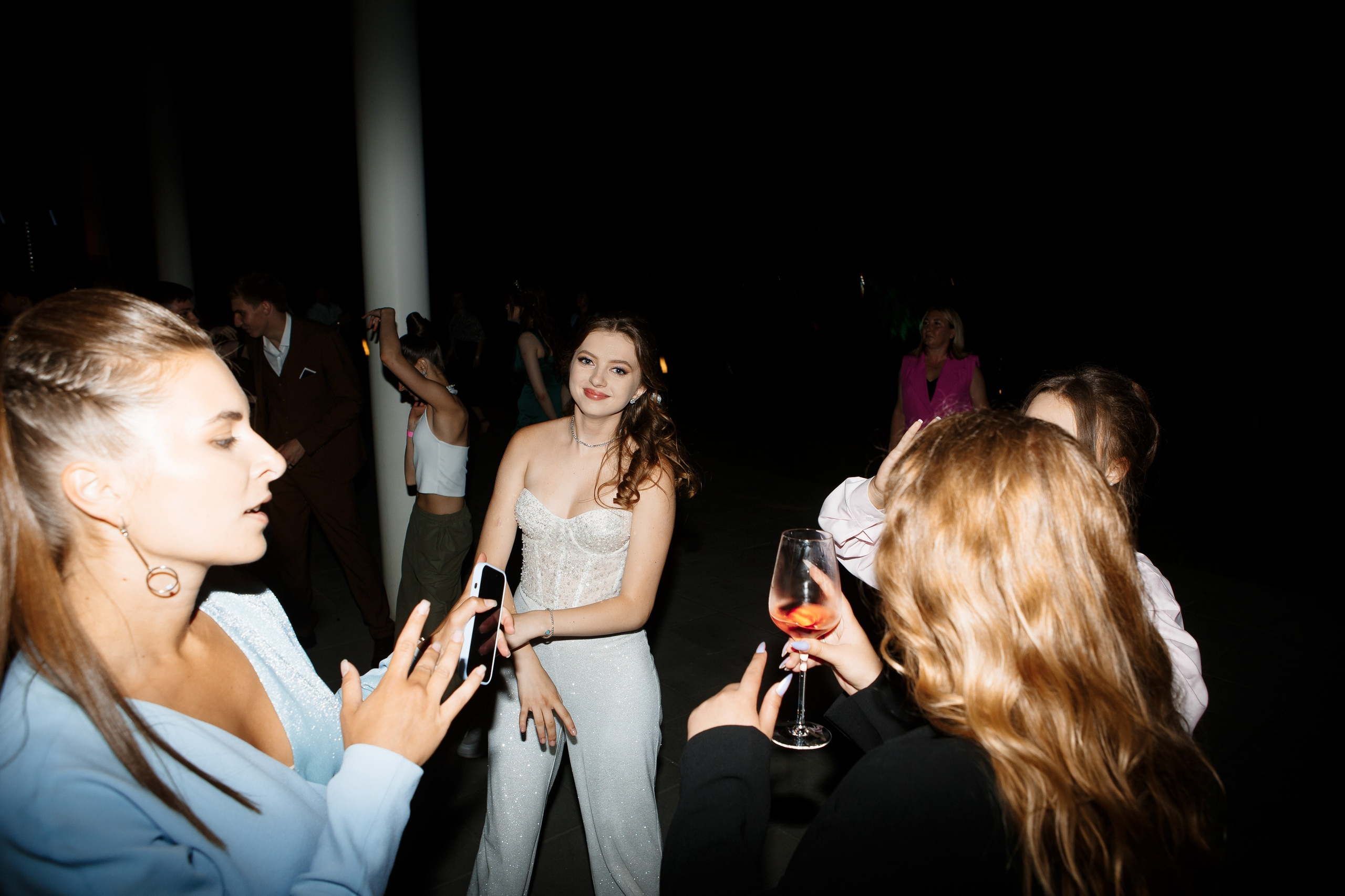 Выпускной Гимназия 12 2024 OpenHouse. Свадебный и портретный Фотограф в Липецке Дмитрий Котюков