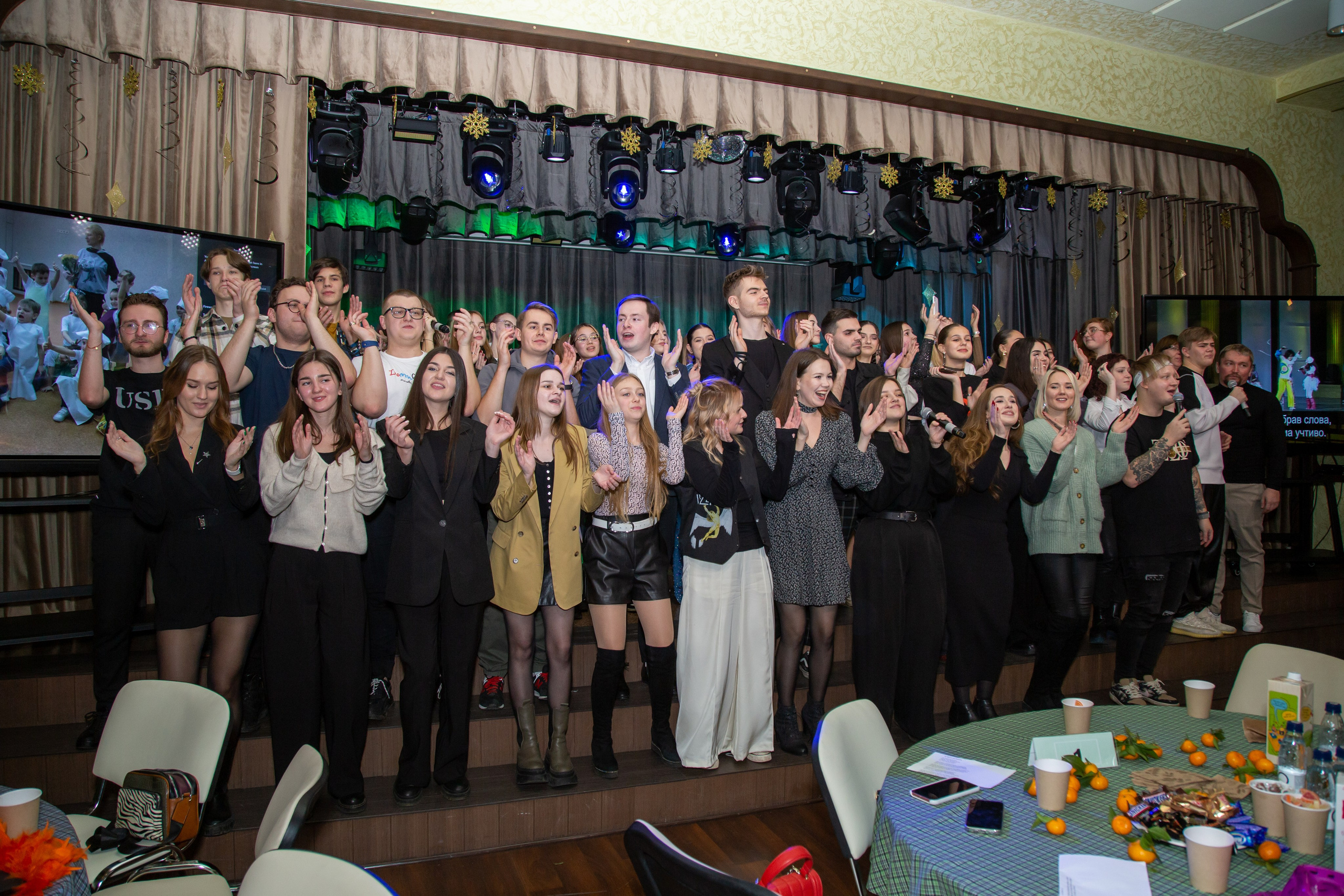 Репортажная съёмка для Домисольки на новый год. «Студия DRONAVT`s» — видеосъёмка и фотография г. Москва