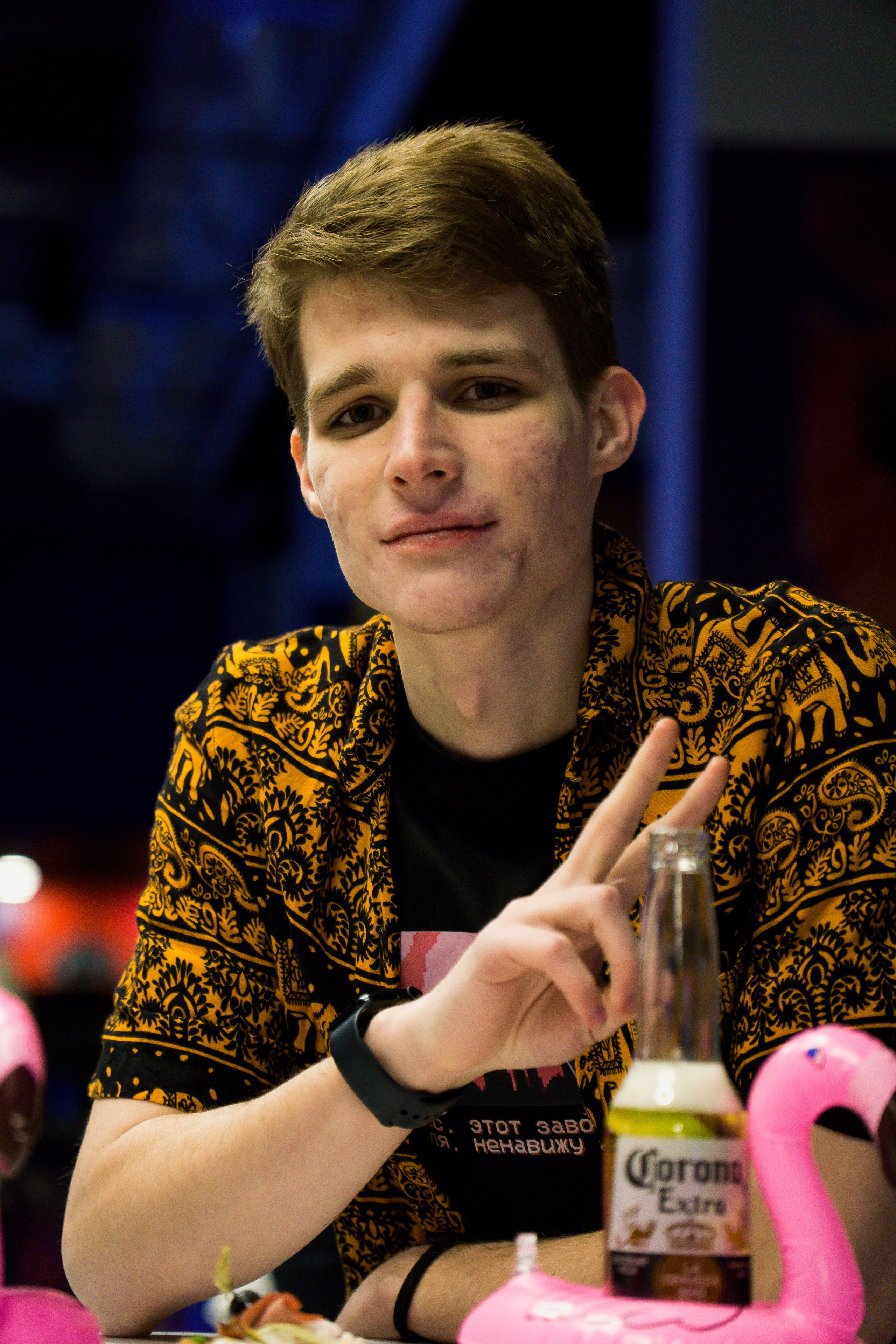 МТС корпоратив Гавайская вечеринка. Фотограф