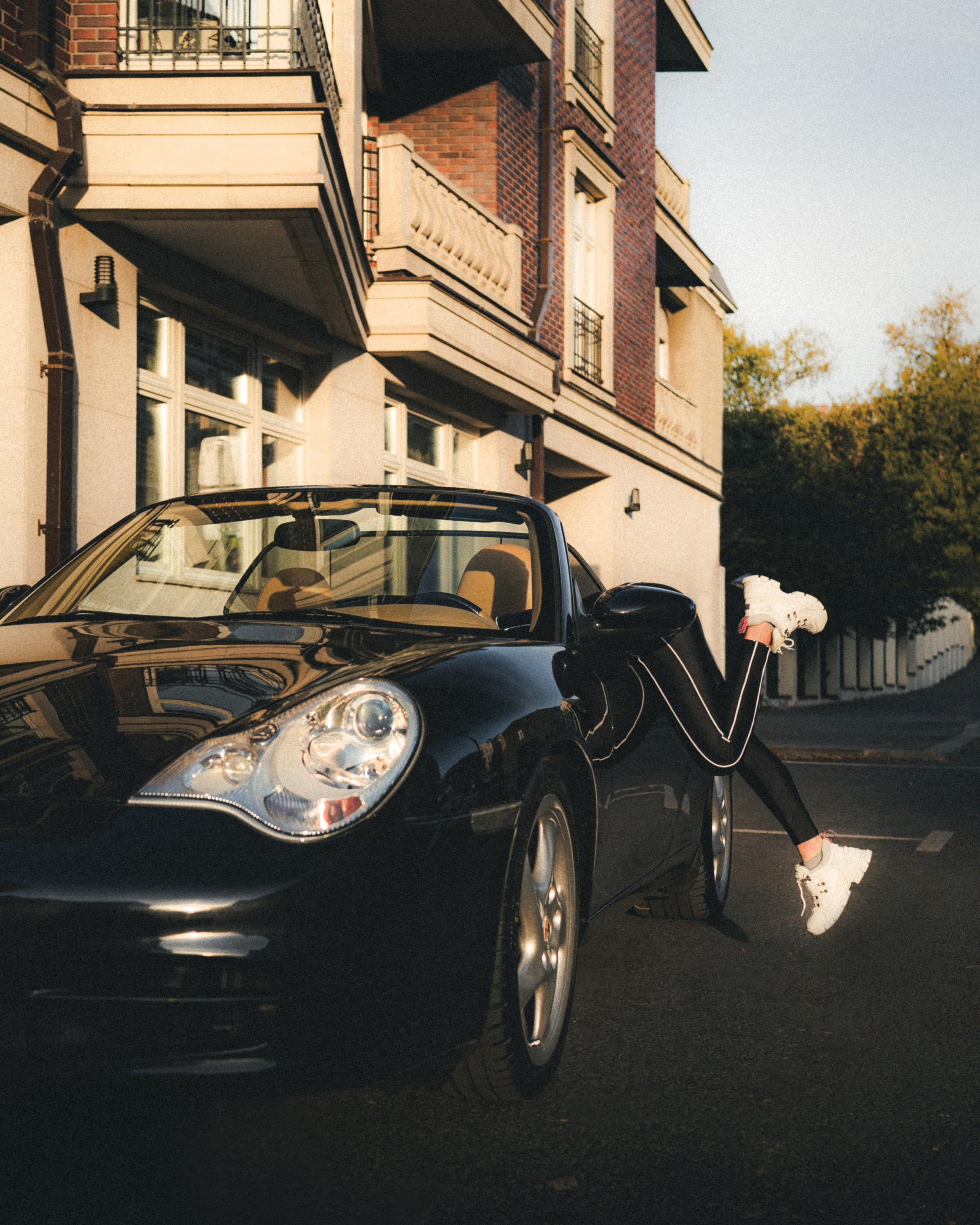 Porsche Carrera 4 Cabriolet x Elina. Фотограф Илья К. в Москве