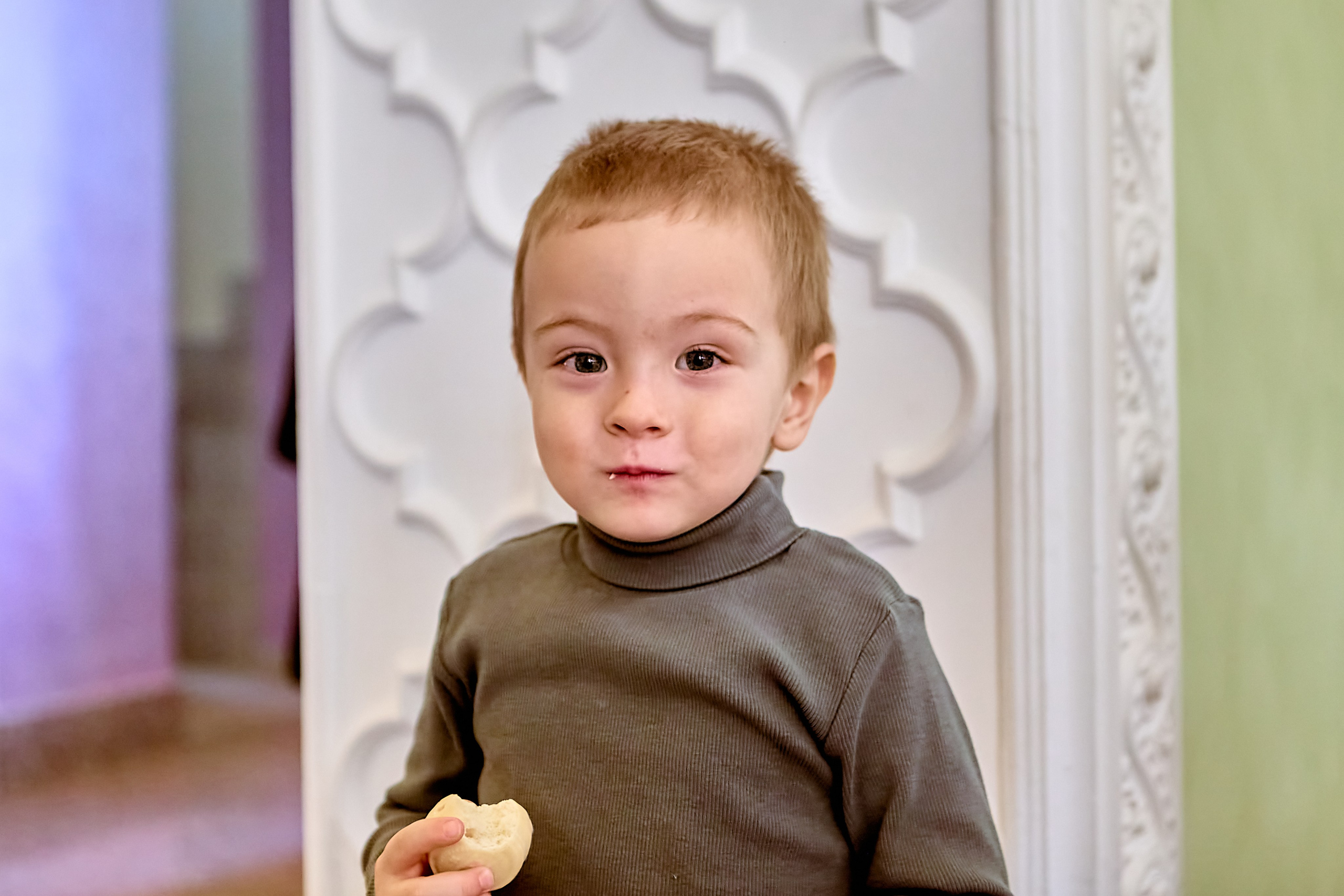 Храм Пророка Божия Илии г. Дзержинск. Детский взгляд в кадре фотографа Николая Голованова