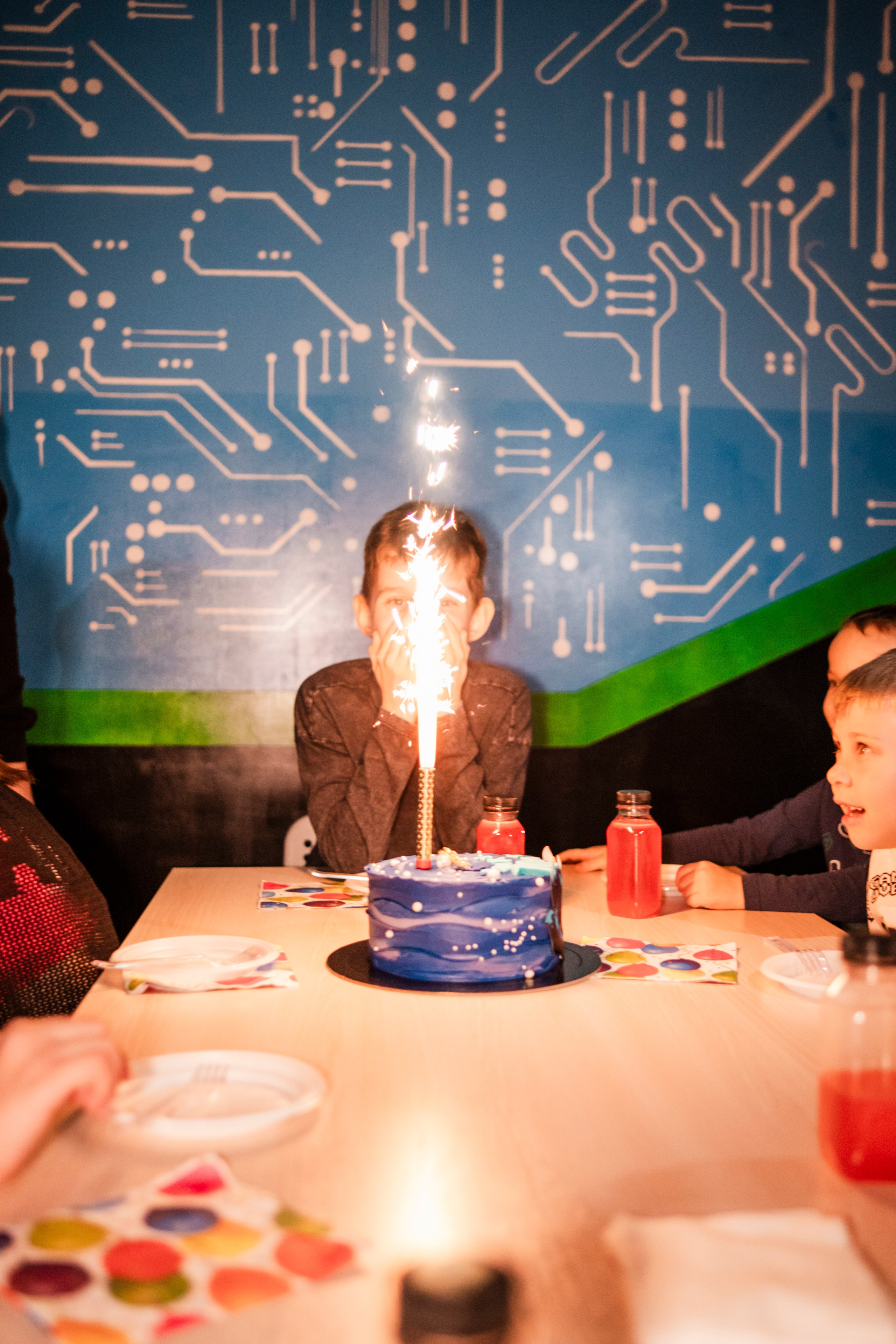 VR (November-December 2024). Felixtones