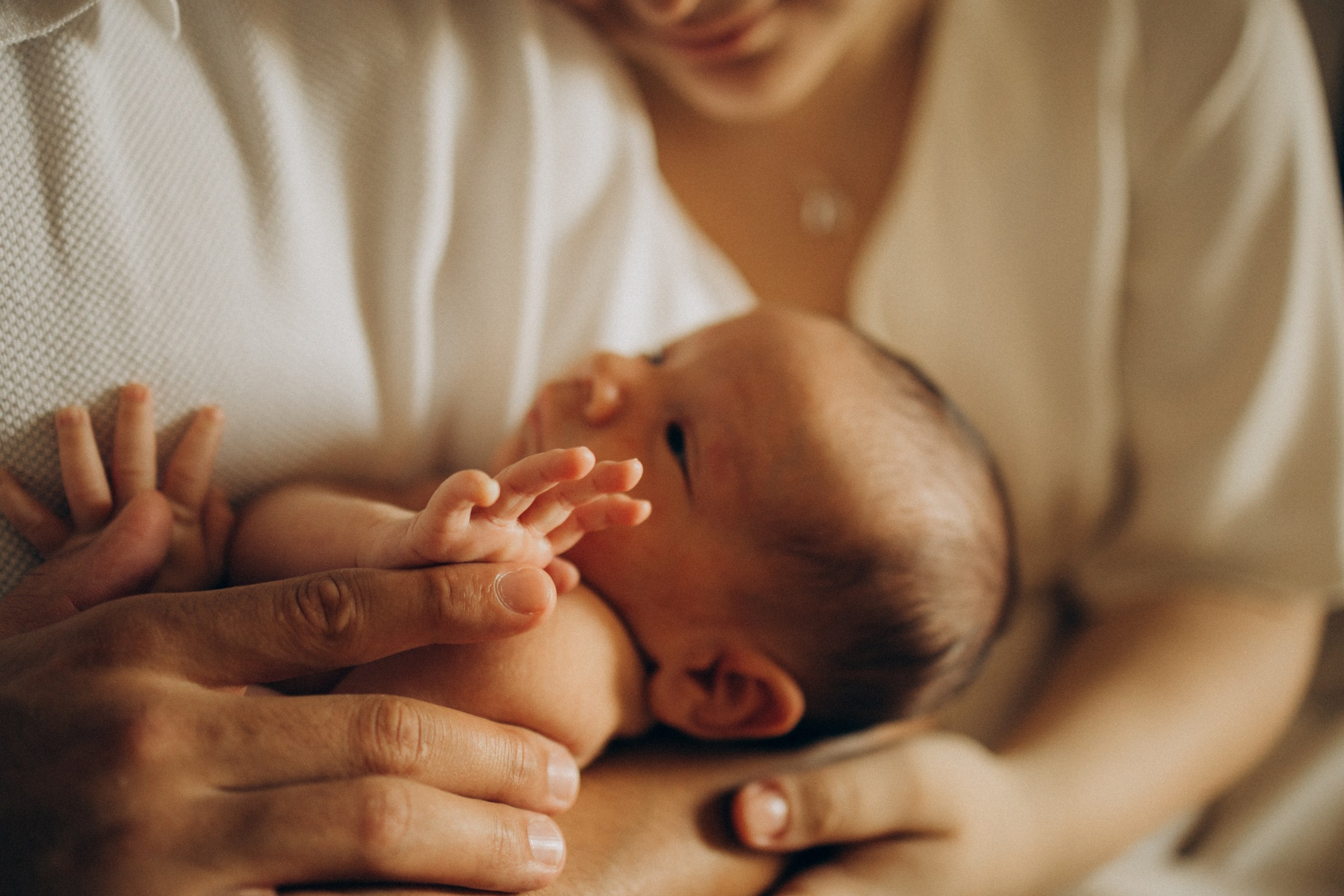 Семейная фотосессия с новорожденным, фотосессия новорожденного, ньюборн, фотосессия ньюборн, ньюборн лайфстайл, фотосессия новорожденного дома