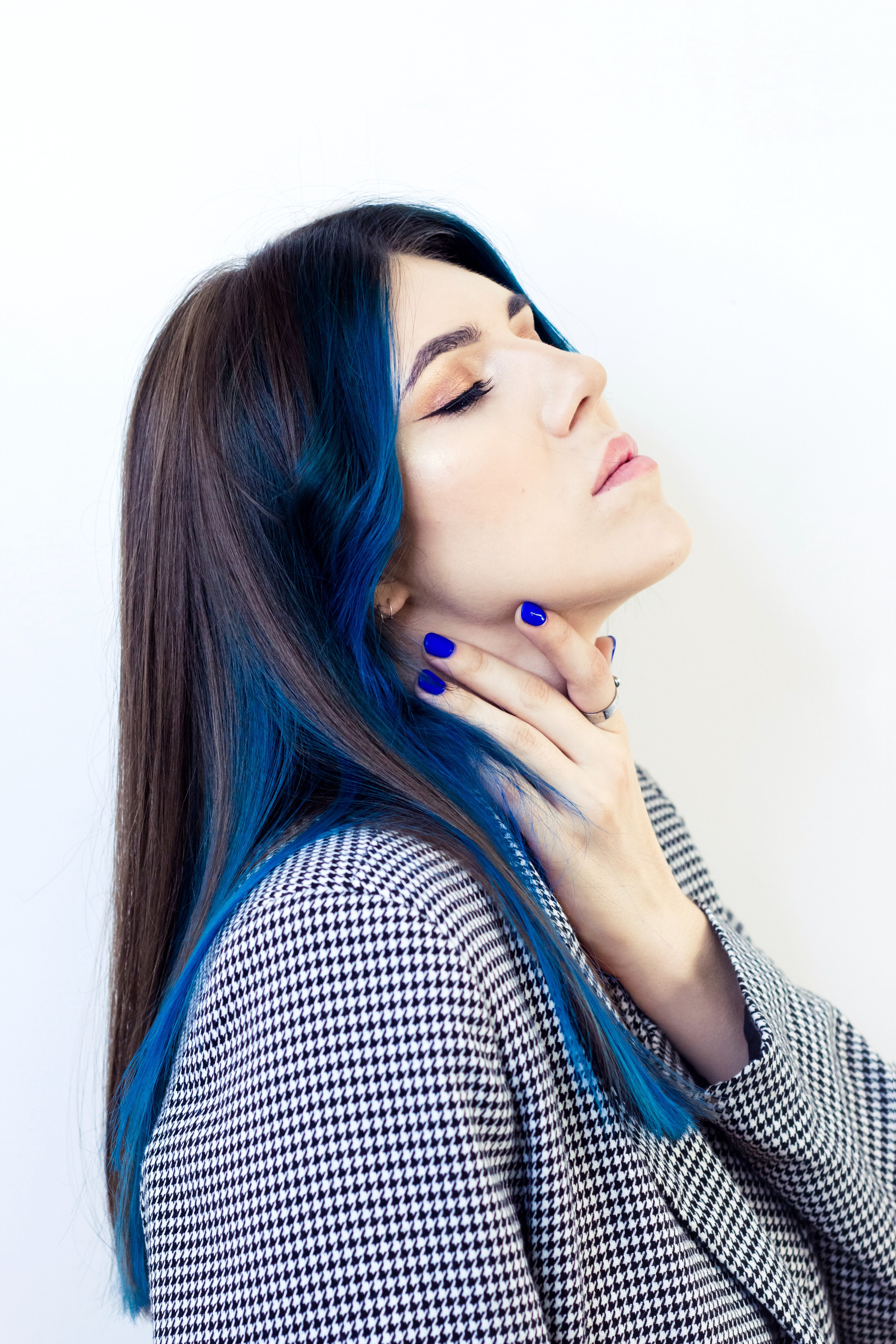 Салон красоты. Креативное окрашивание, визаж. Фотограф Мария Винницкая