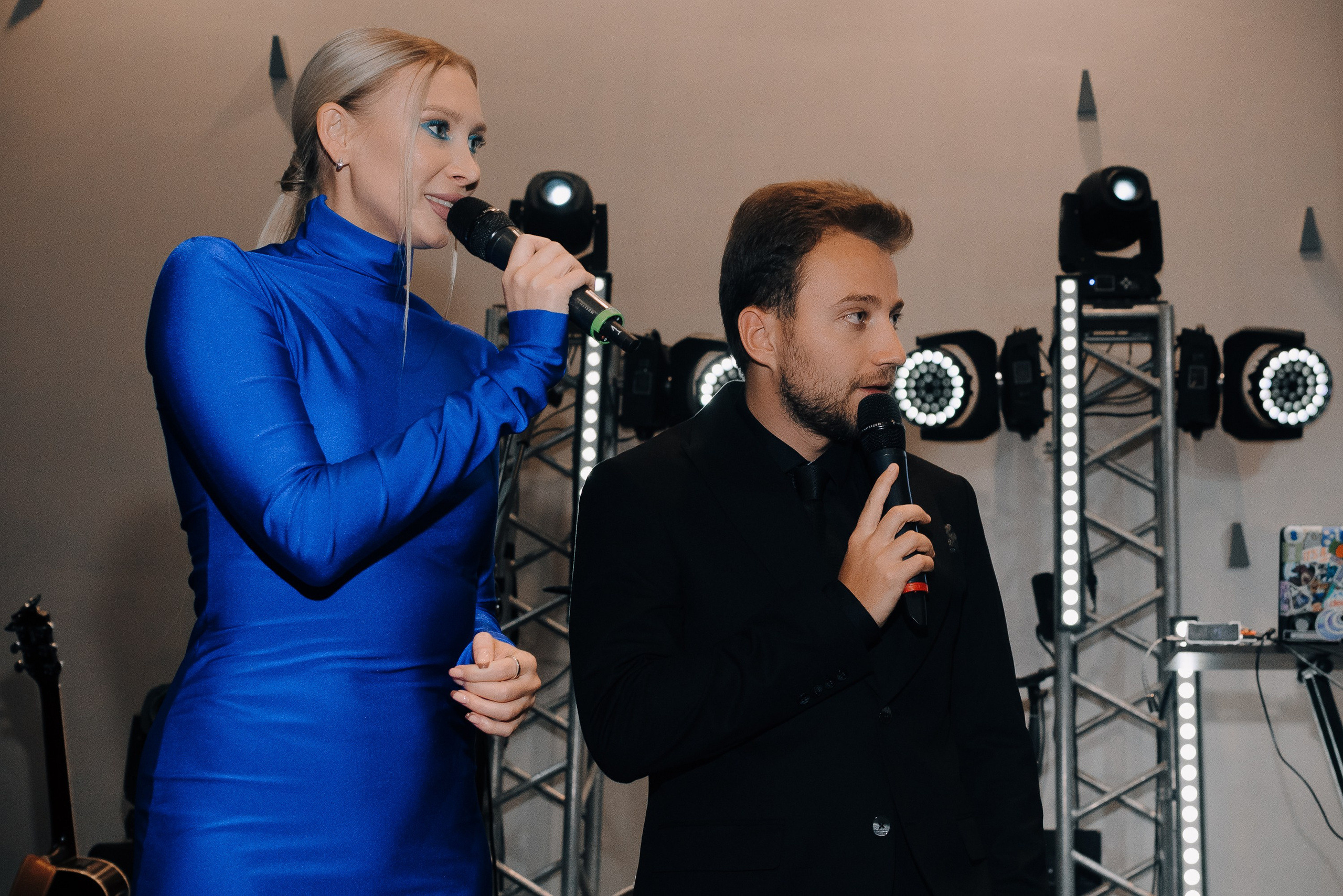 ФЕСТИВАЛЬ ВИНА И КРЕПКИХ НАПИТКОВ МАВТ-ВИНОТЕКА. Репортажный фотограф Зуев Роман г. Челябинск