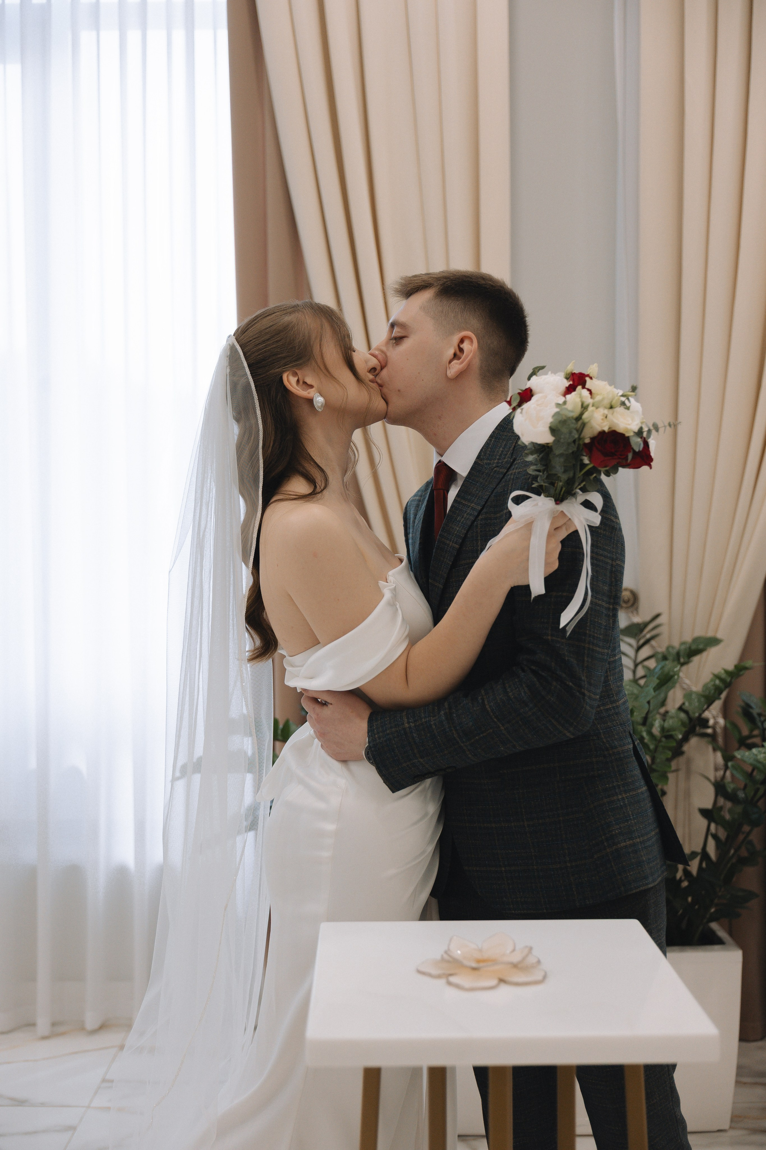 Обзор ЗАГСов Москвы. Свадебный и семейный фотограф в Москве Яна Шувалова