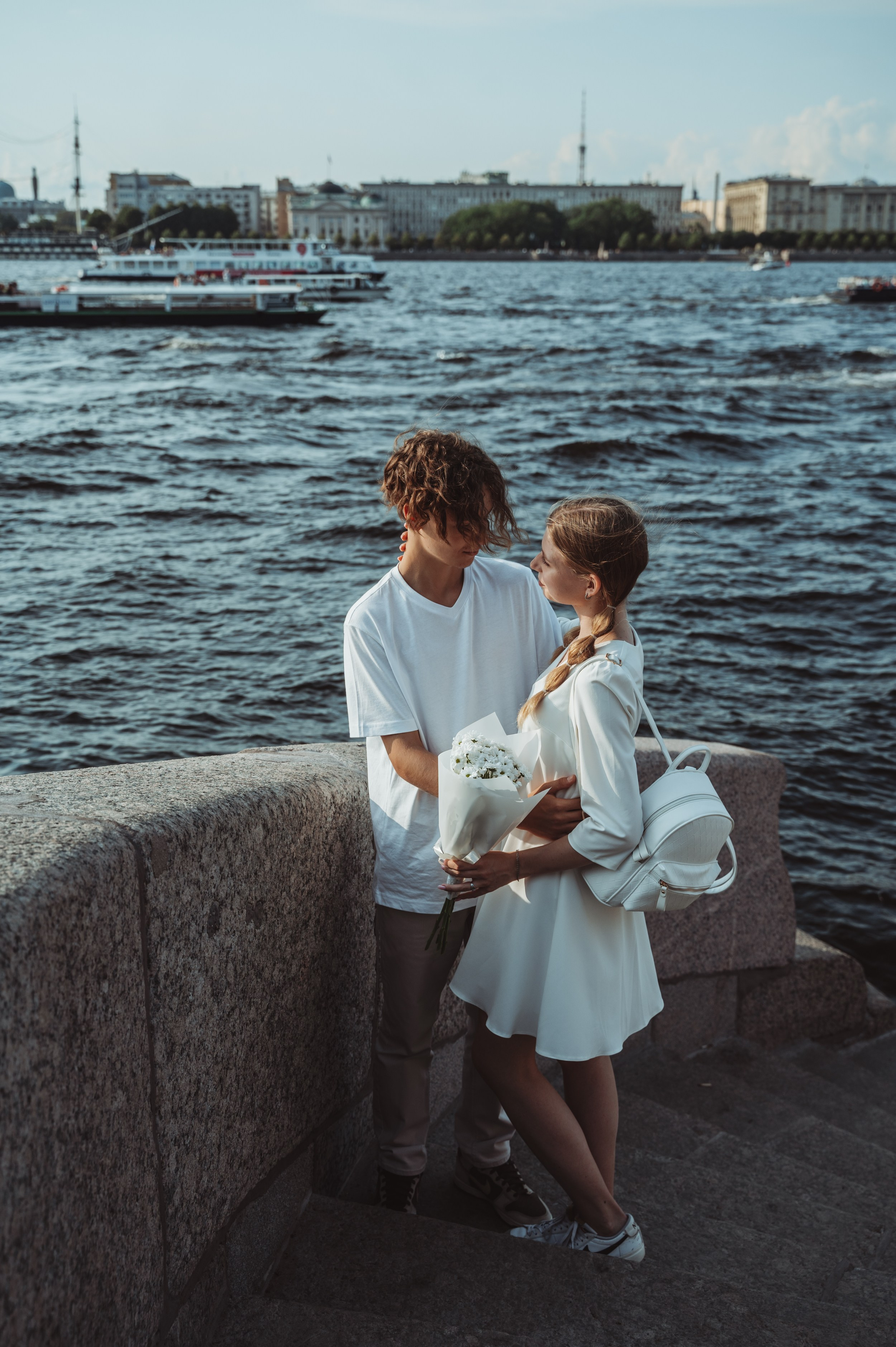 Лав стори фотограф Санкт-Петербург. Свадебный, семейный, портретный, репортажный фотограф в Санкт-Петербурге