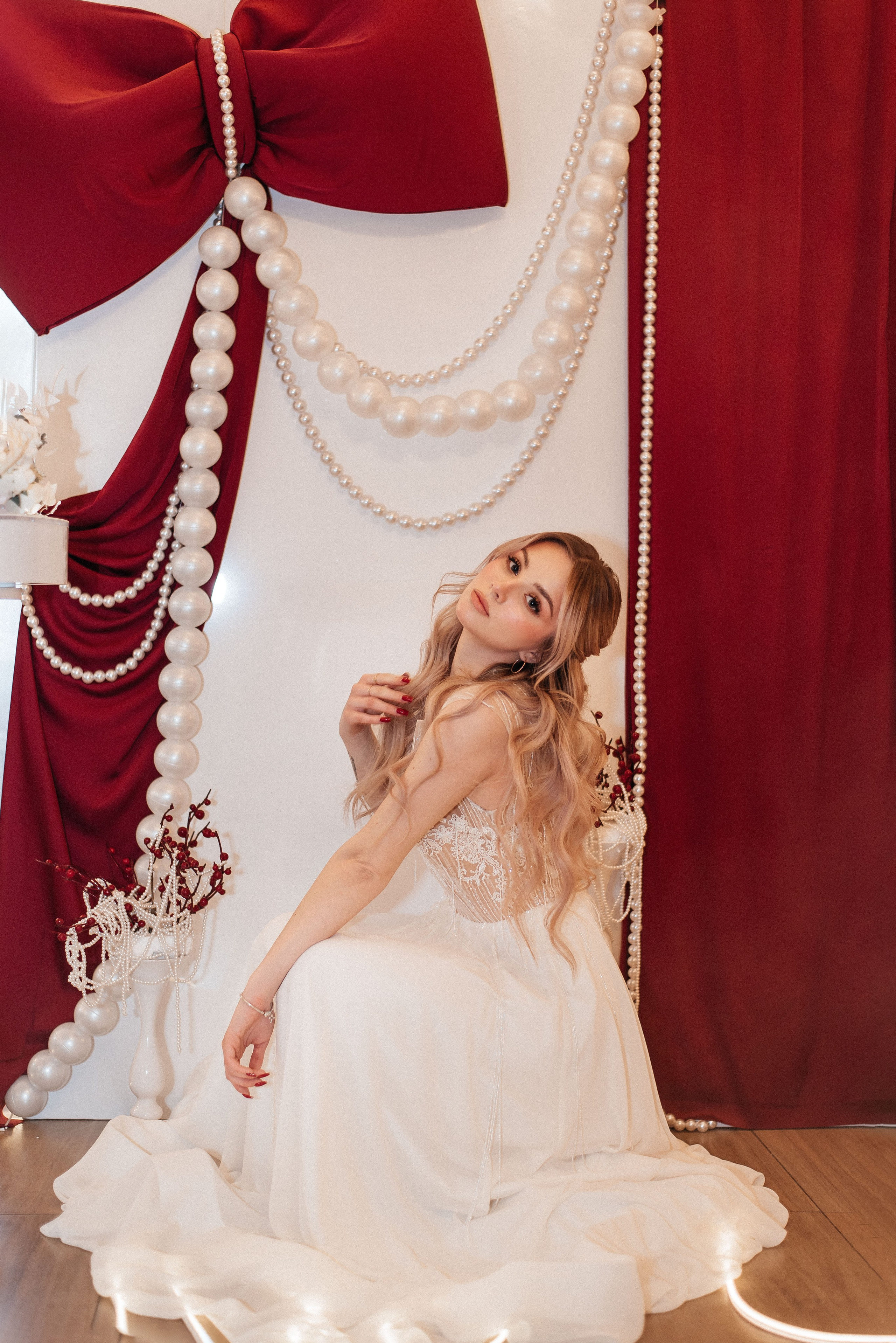 На фотозоне. Свадебный и портретный фотограф lifestyle