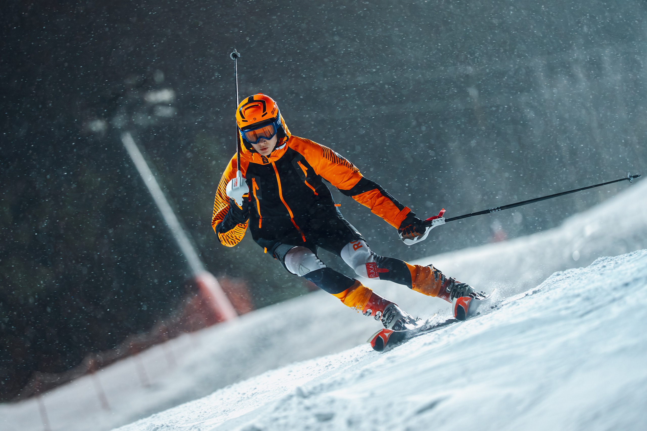 2025.12.25 | Горные лыжи. Тренировка. Шуколово, 5й склон. Фотограф Студитский Евгений