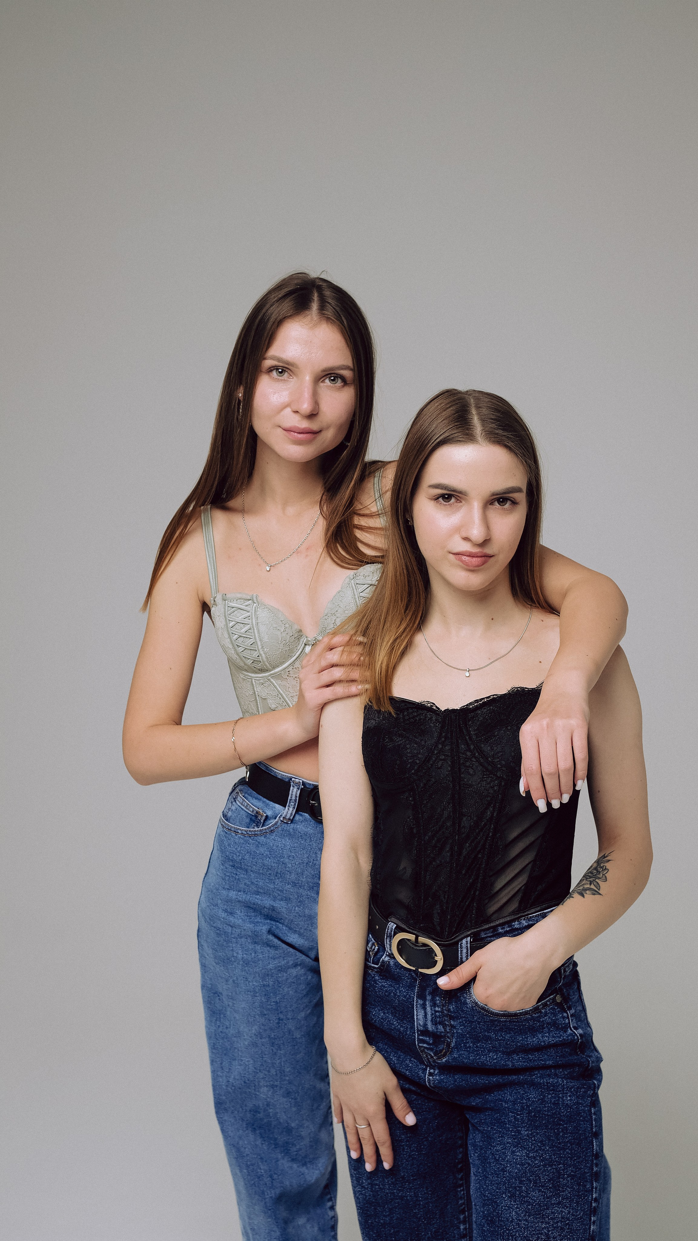 Даша & Настя. Phdkvmr.ru