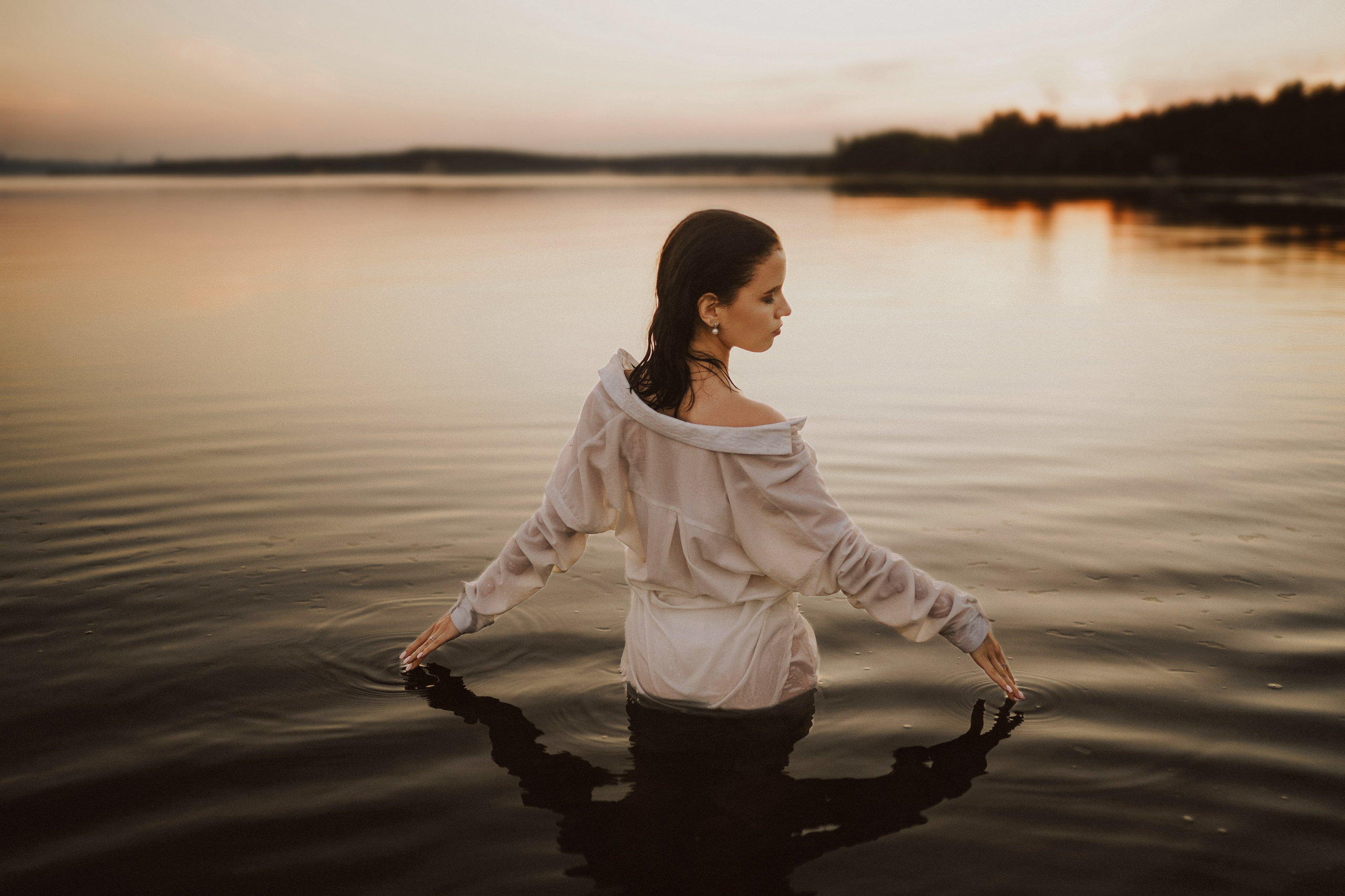 В воде. Фотограф Алексей Кутырёв