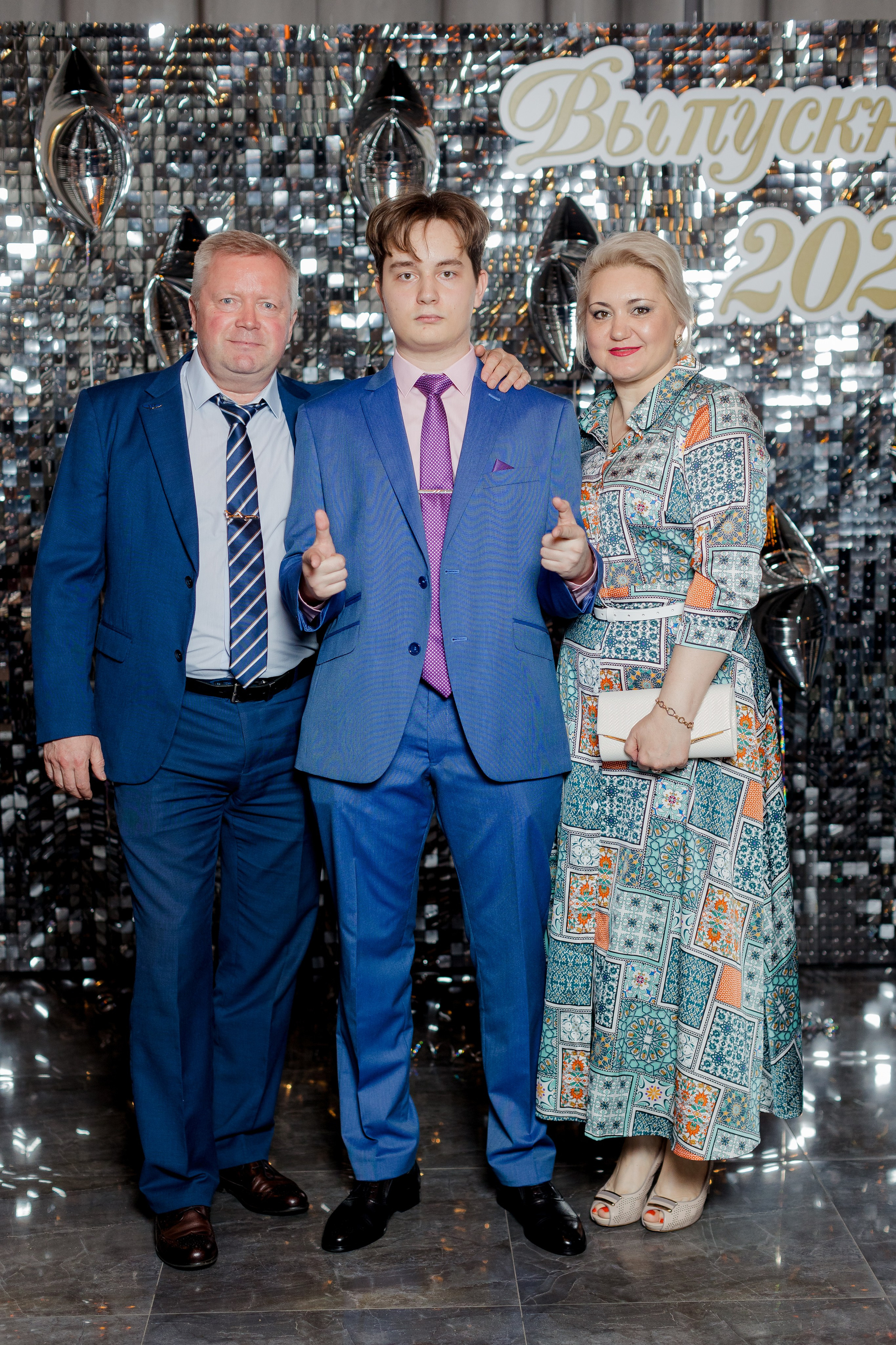 Выпускной школа 2023. Выпускные альбомы в Зеленограде и Москве