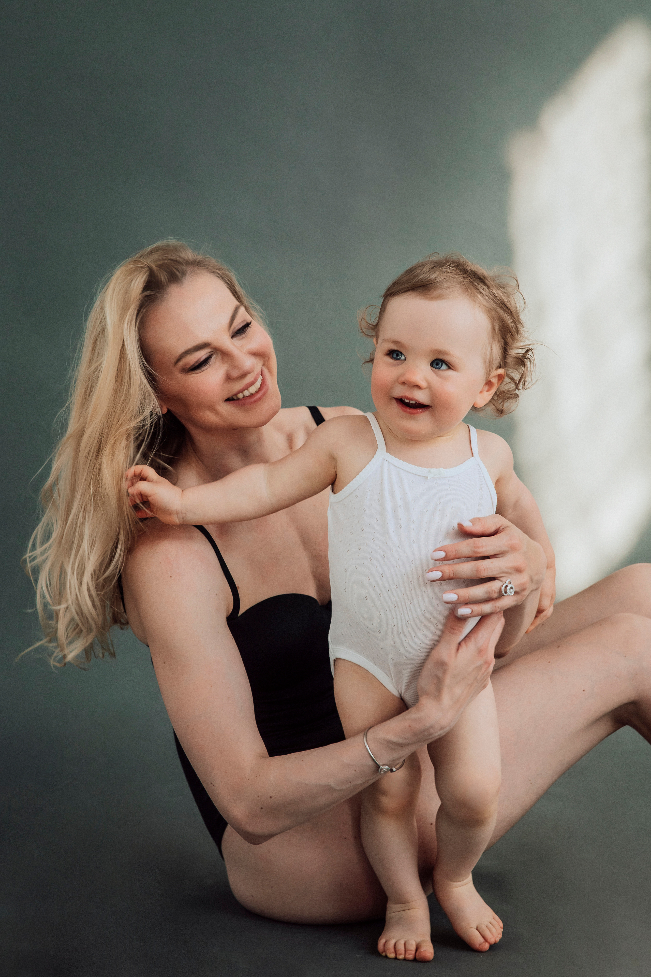 Съемка мамы и дочки. Семейный фотограф в Москве Наталья Чуб, заказать Фотокнигу