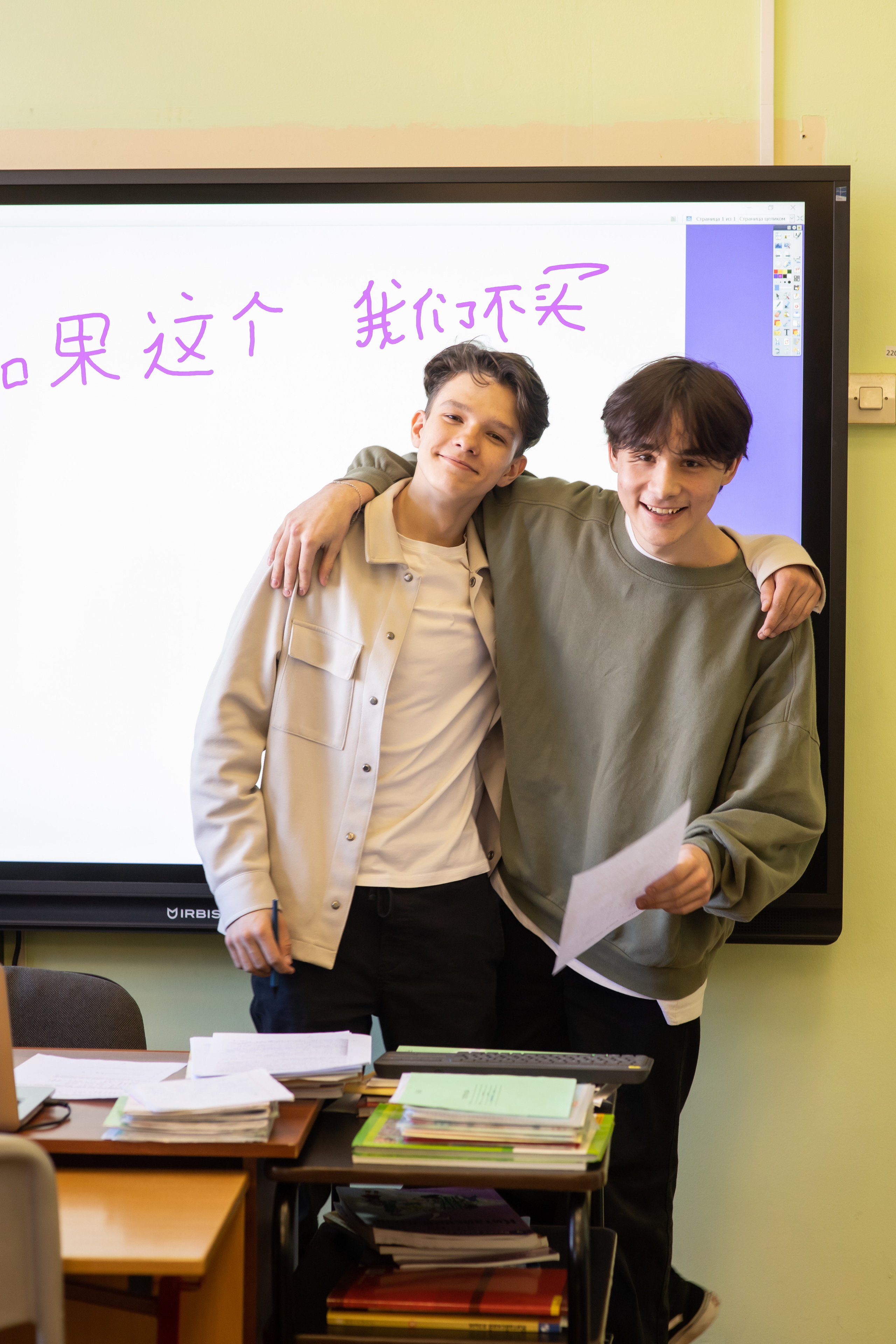 Выпускники 9 класса. Школа на Таганке. Семейный фотограф в Москве Наталья Чуб, заказать Фотокнигу