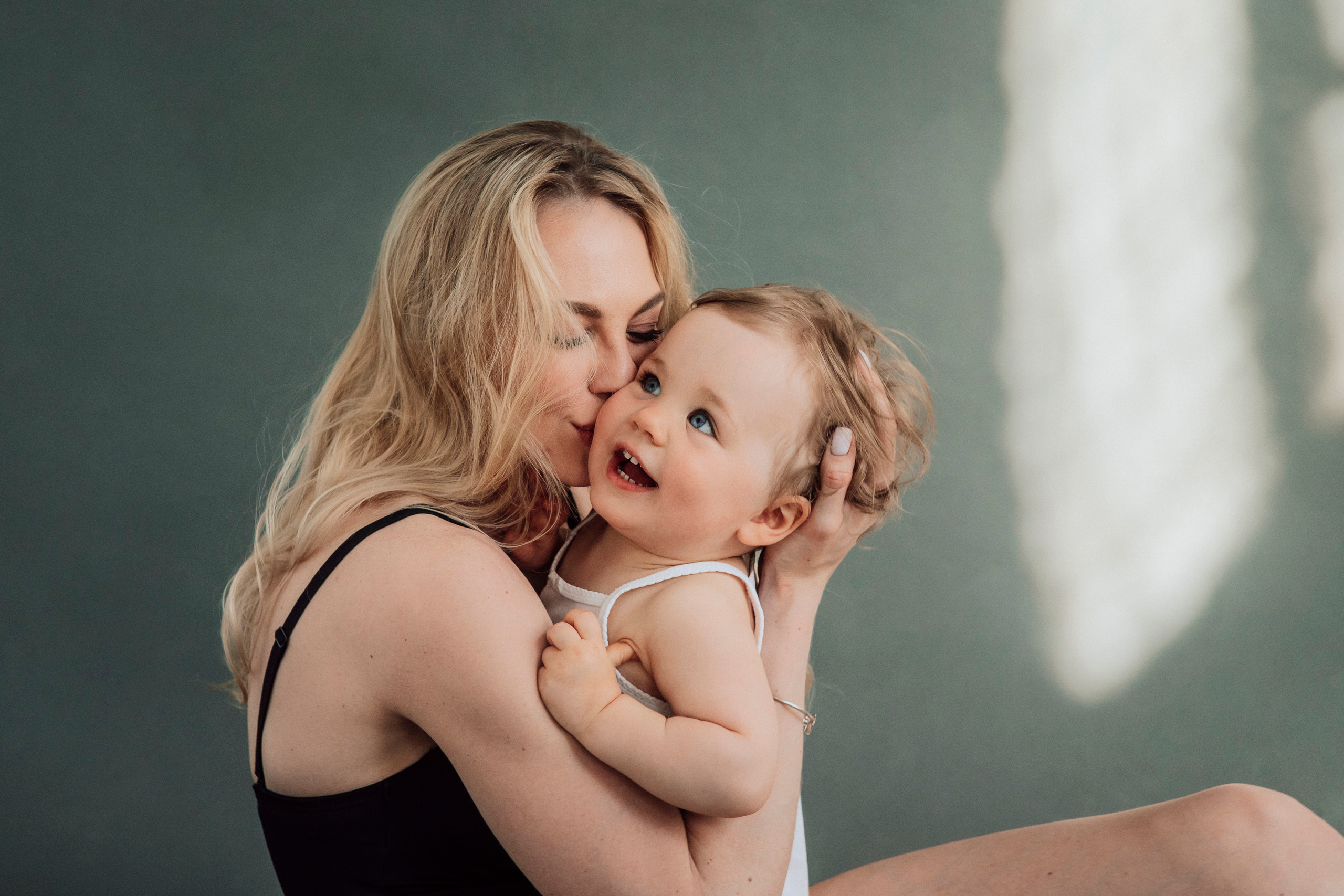 Съемка мамы и дочки. Семейный фотограф в Москве Наталья Чуб, заказать Фотокнигу