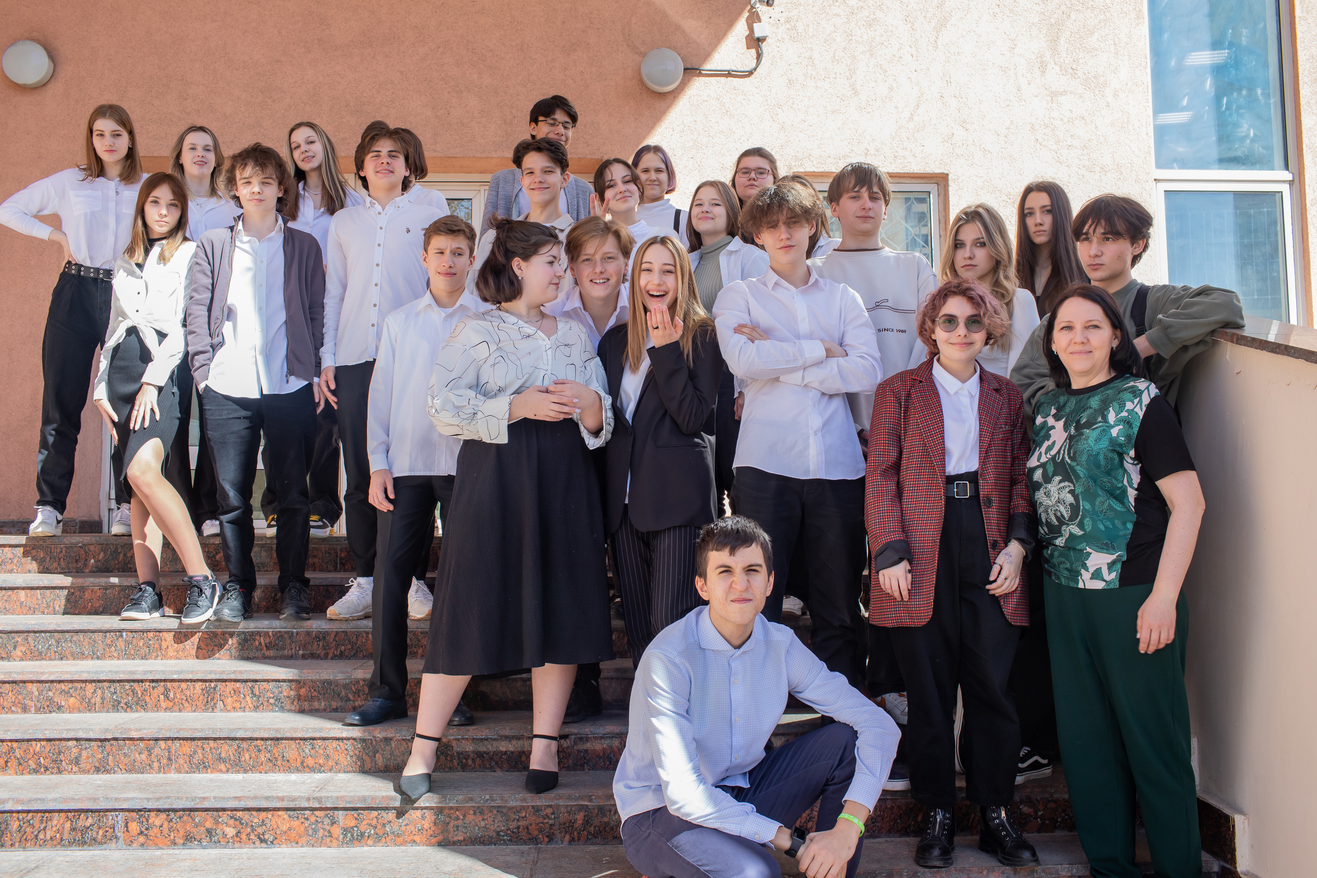 Выпускники 9 класса. Школа на Таганке. Семейный фотограф в Москве Наталья Чуб, заказать Фотокнигу