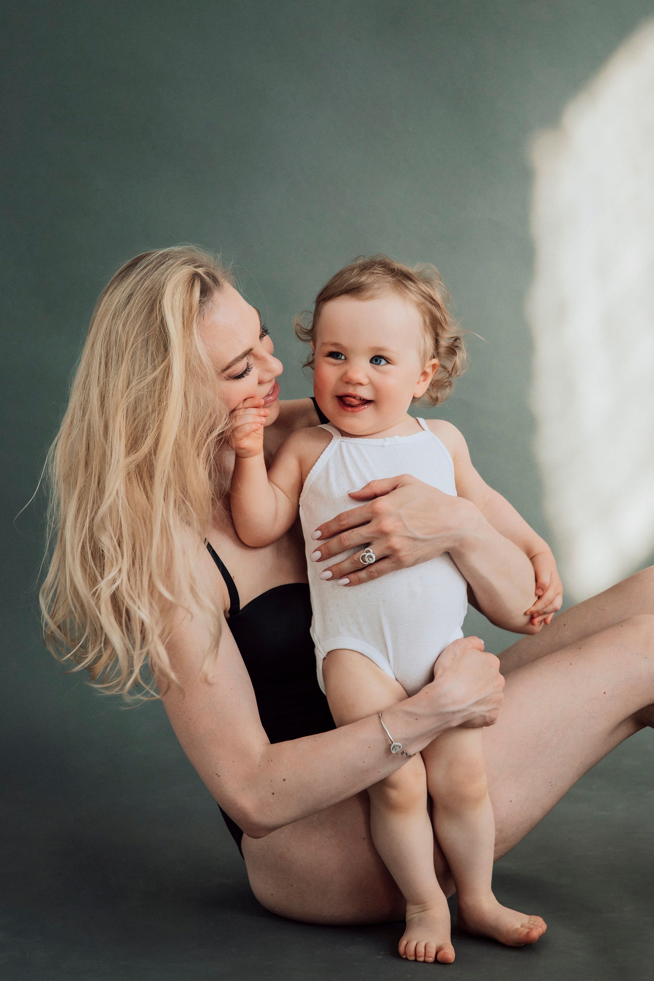 Съемка мамы и дочки. Семейный фотограф в Москве Наталья Чуб, заказать Фотокнигу