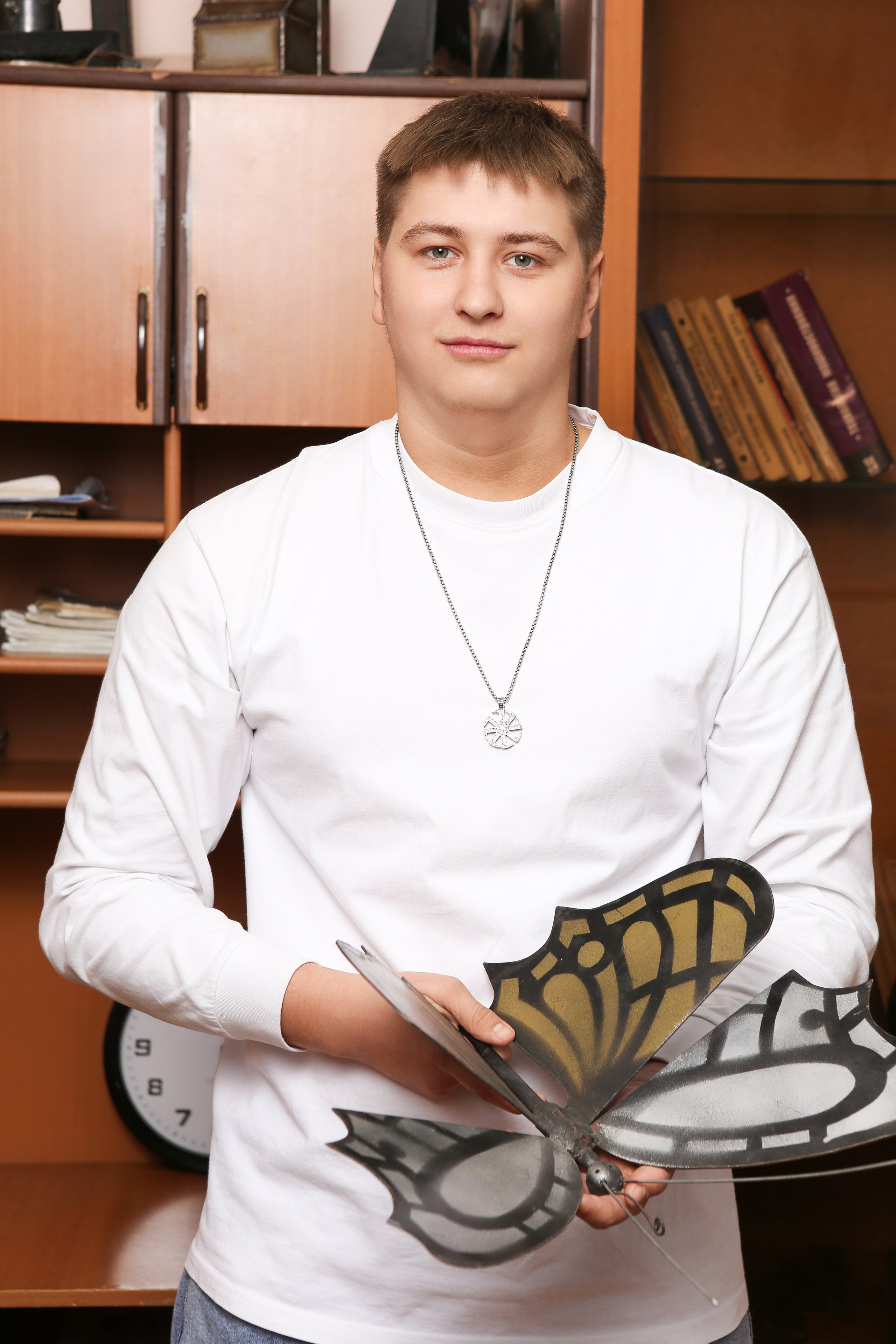 ПОРТРЕТНАЯ ФОТОСЕССИЯ В КЛАССЕ ДЛЯ ВЫПУСКНИКОВ СВАРОЧНОГО ПРОИЗВОДСТВА. ТВОЙ АЛЬБОМ / ТВОИ ПРАВИЛА