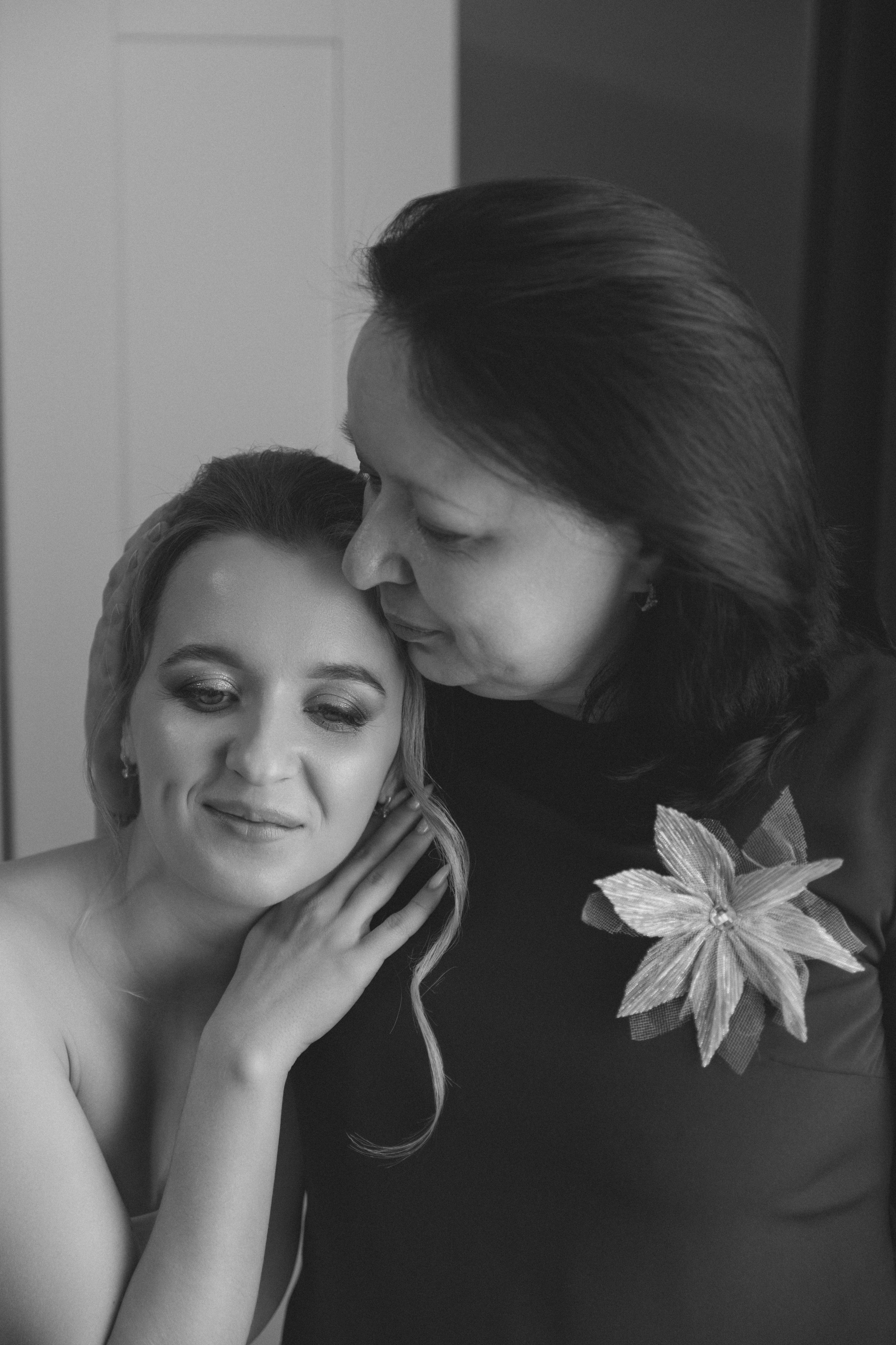 Ирина и Денис. Свадебный фотограф Мироманов Николай в Крыму