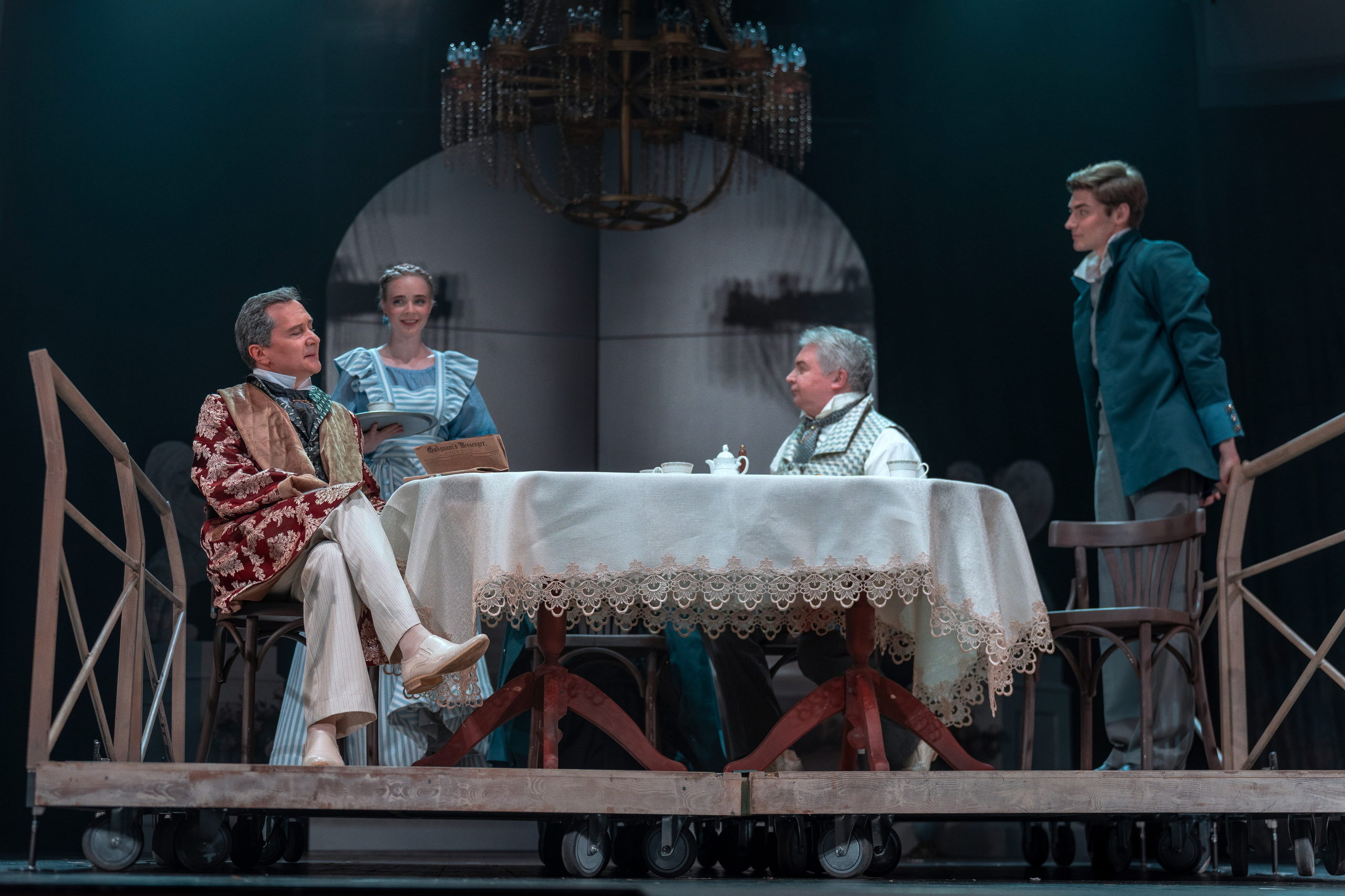 Театр Роста: Отцы и Дети. Сайт фотографа Сергея Абрамова