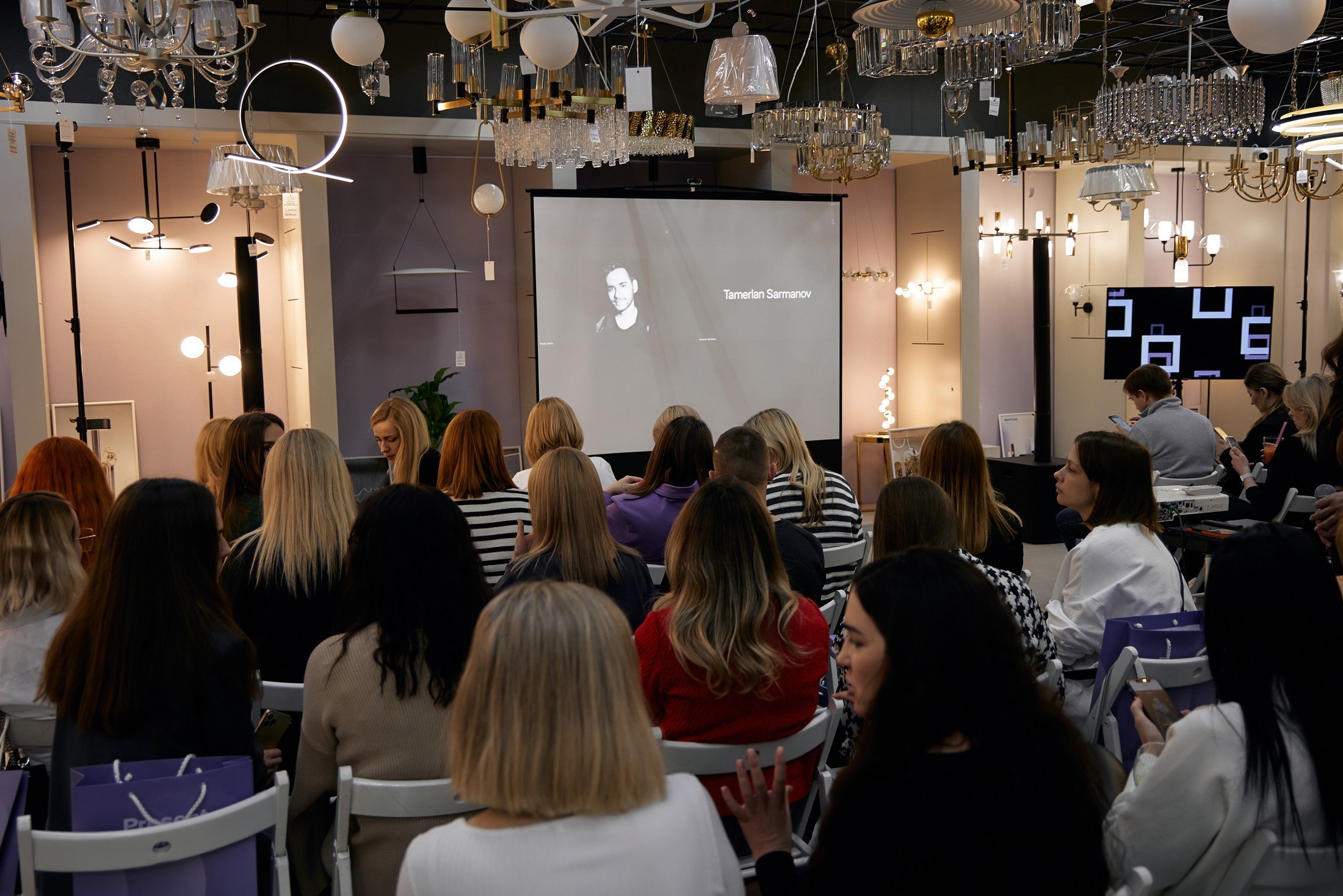 Конференция Светолок. Свадебный репортажный и фуд фотограф в Барнауле Гайфулин Виталий