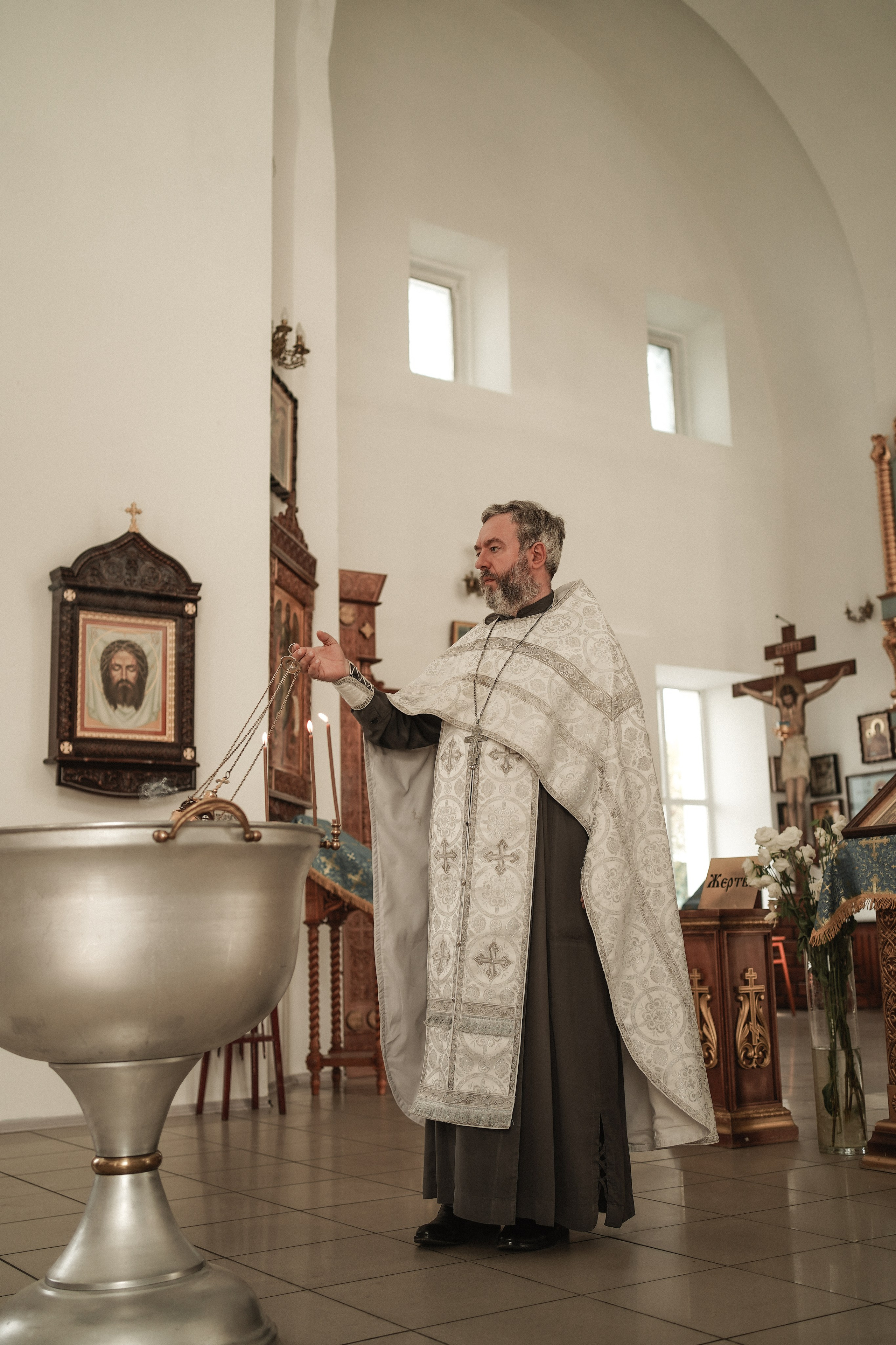 Таинство Крещения в Успенском храме. Свадебный фотограф в Ростове-на-Дону. Таинство Крещения и Венчания, семейные фотосессии. Алёна Чёботова