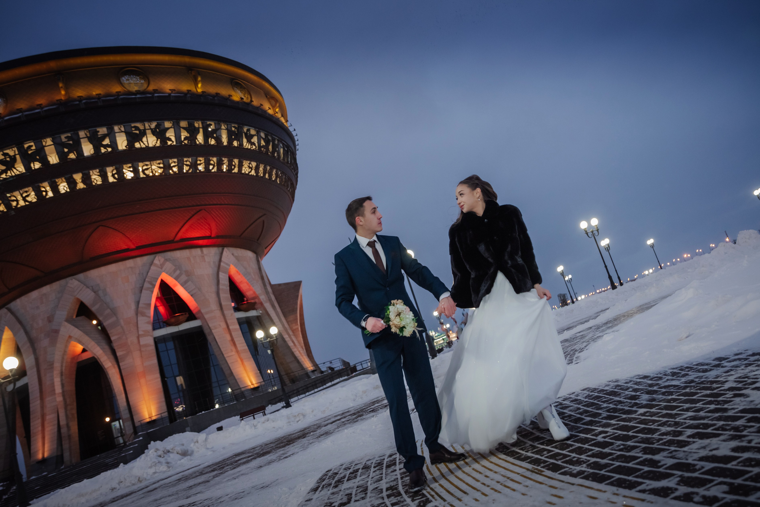 Свадебная съёмка. Люксмедиа — это команда фотографов и видеографов. Город Казань. Дамир Сафин