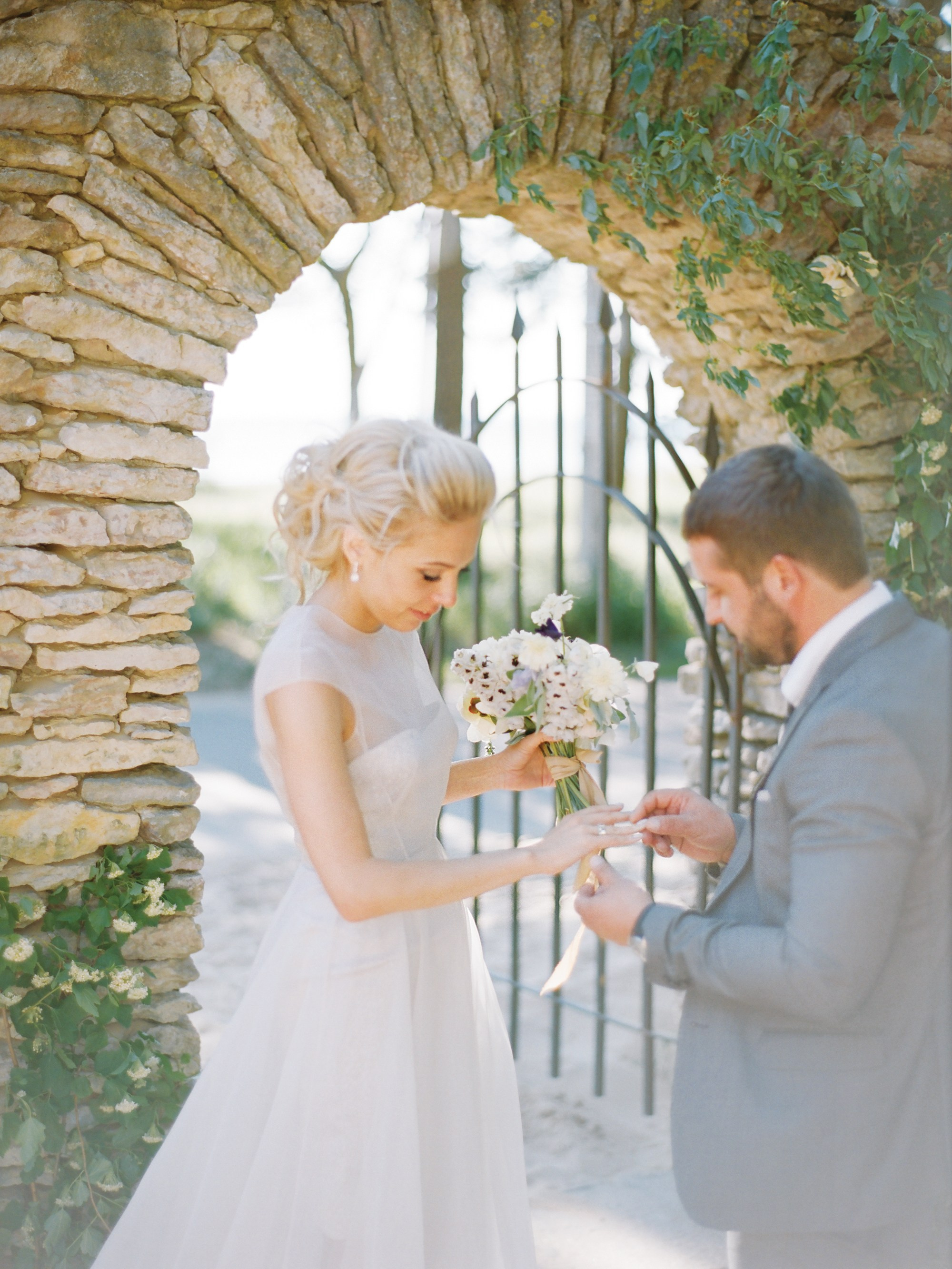 Ксения и Алексей, свадьба на Финском заливе. Изящная фотография | Ксения Милушкина