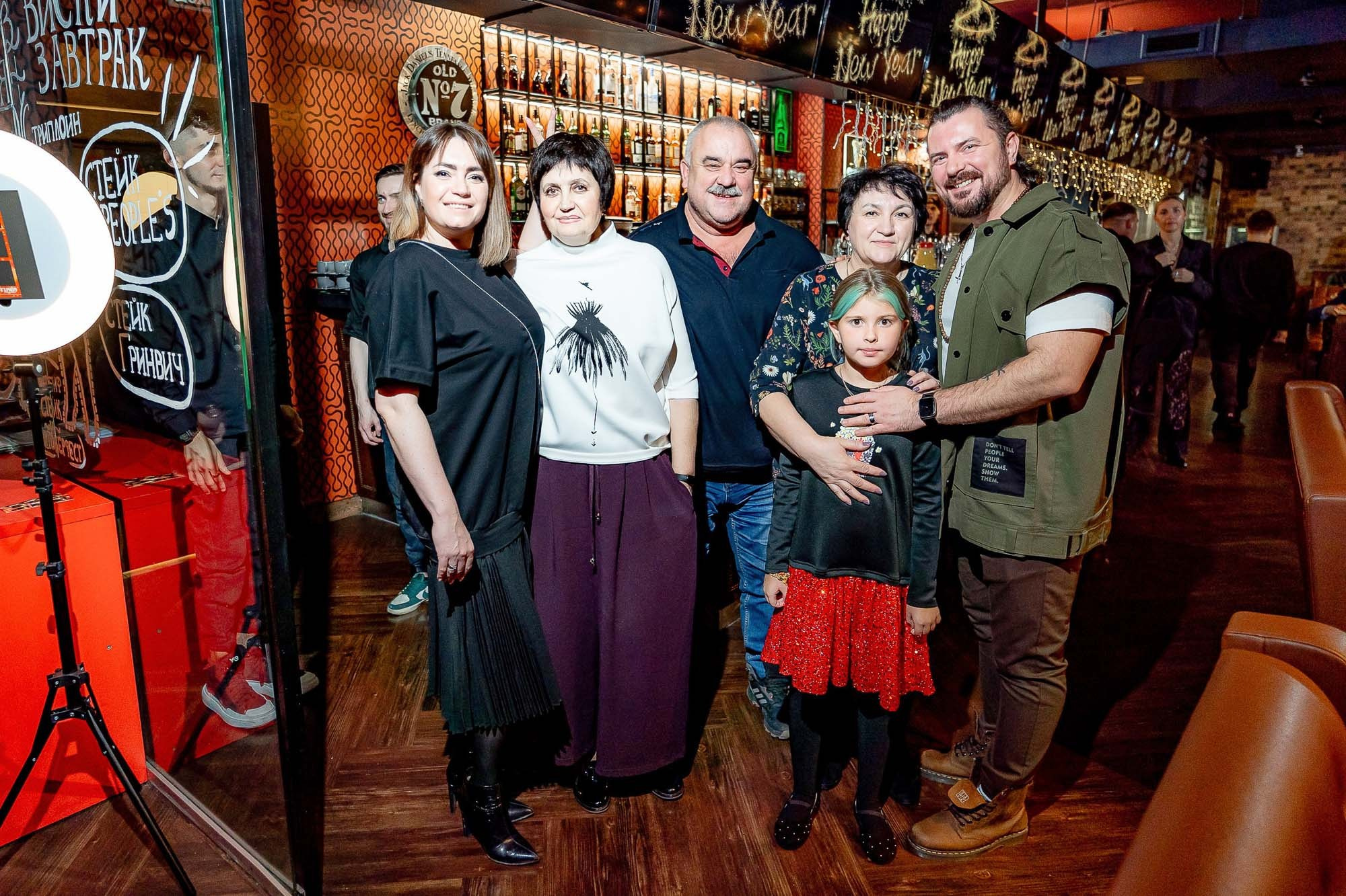 Новый год 2024 в Peoples. Сергей Кошкин. Репортажная и ивент-фотография в Сургуте